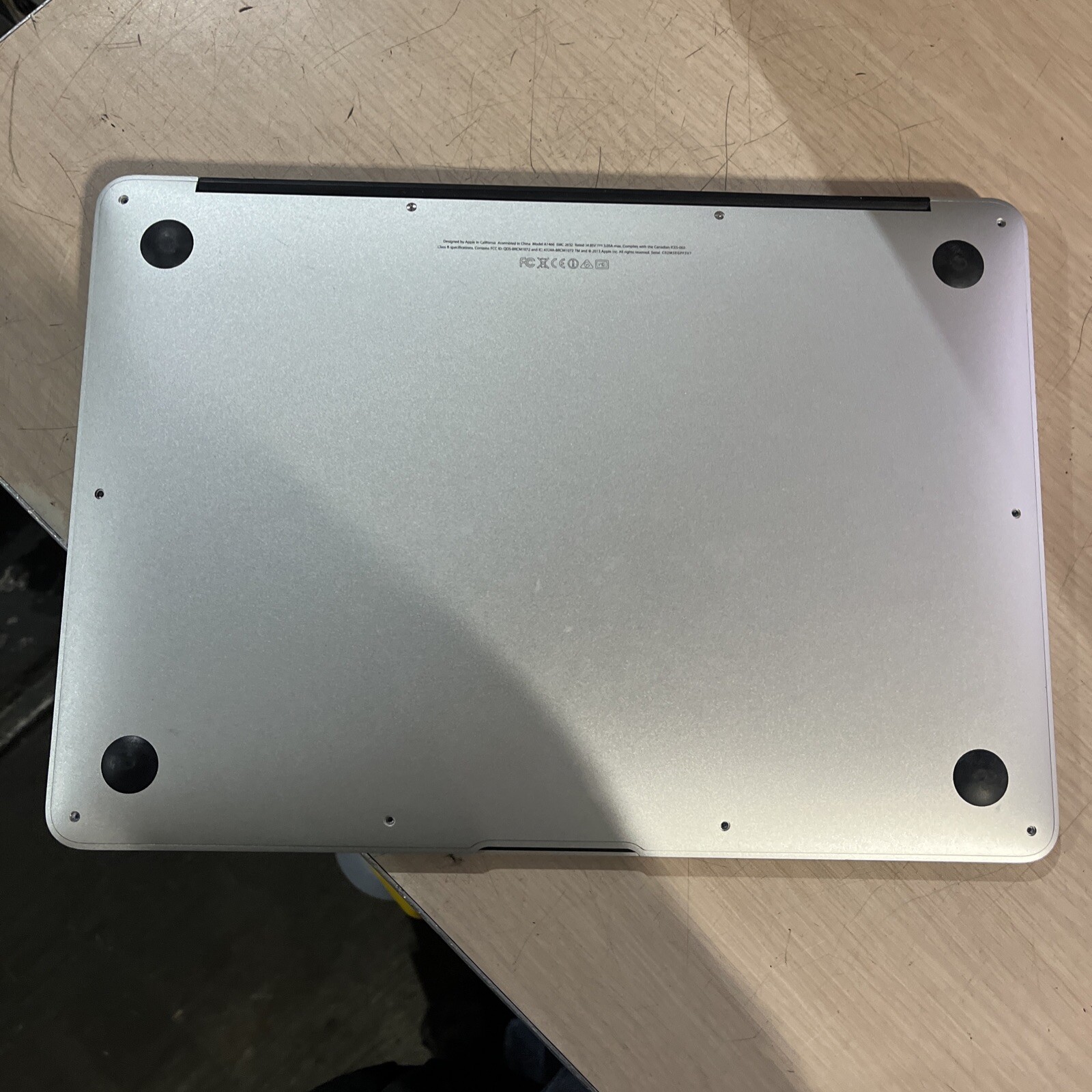 APPLE MACBOOK AIR 13″ MID-2013 CORE I5-4250U 1.3GHZ 4GB RAM