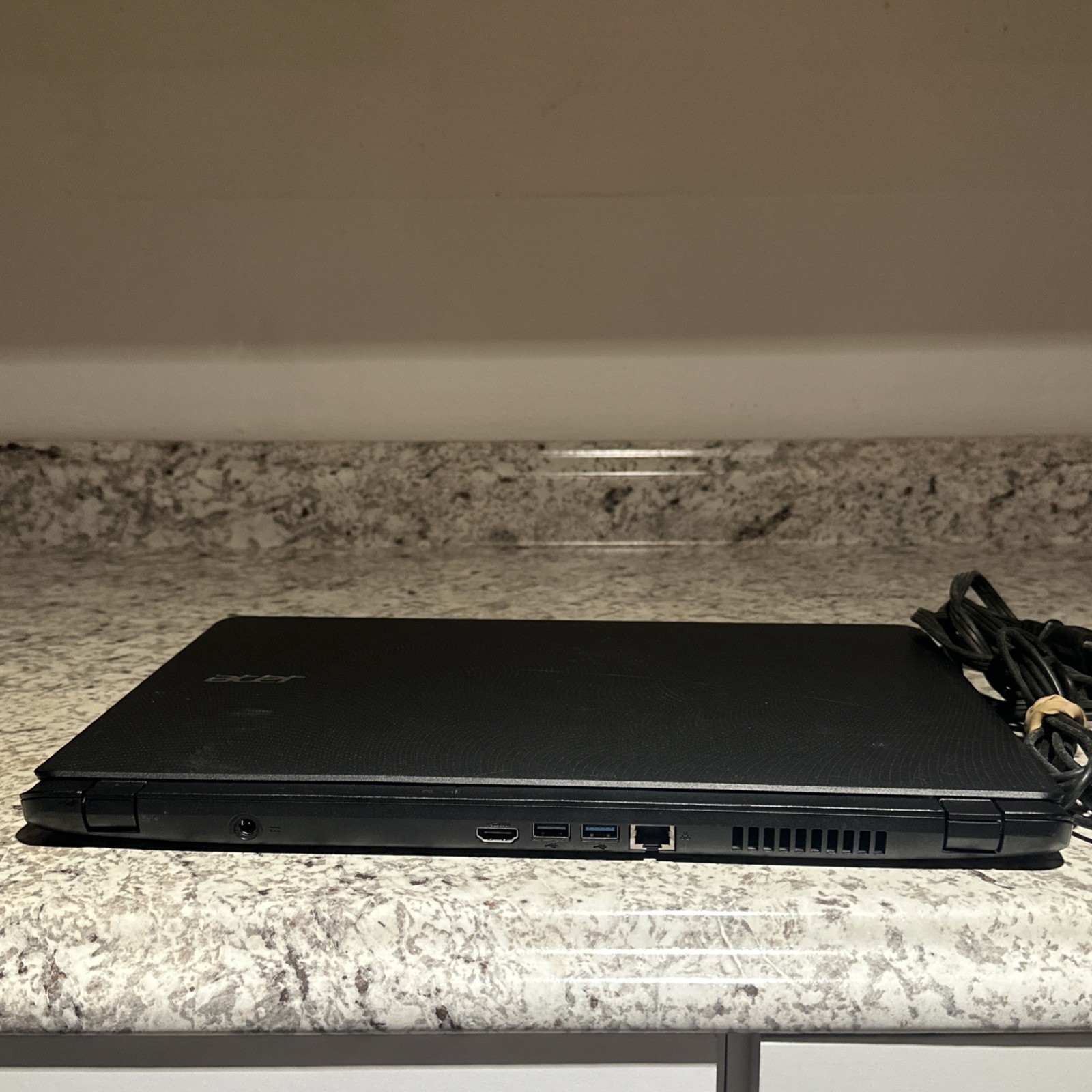 Acer Aspire ES1-533 15.6 Laptop Celeron N3350 4GB 500GB HD Windows 10