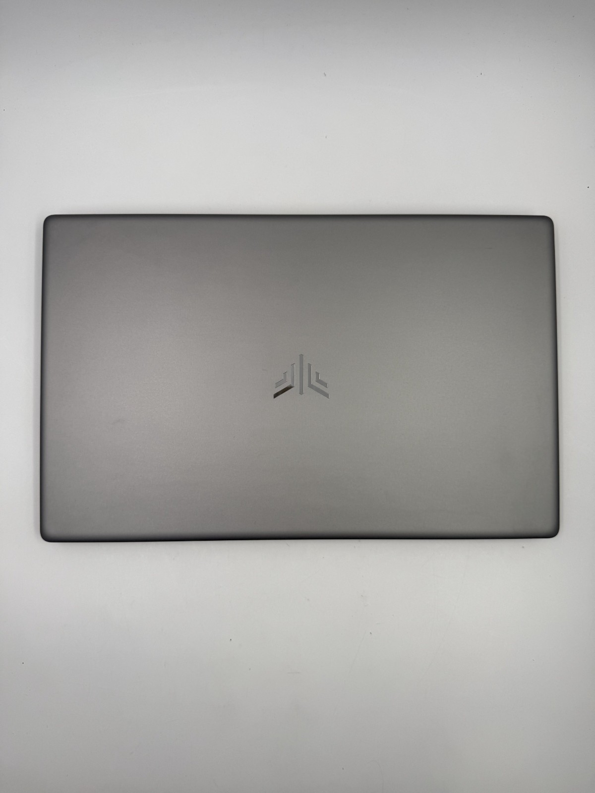 AceMagic AX16PRO 16″ Ryzen 7 5700U 1.80GHz 16GB RAM 512GB SSD W/ Bag & Charger
