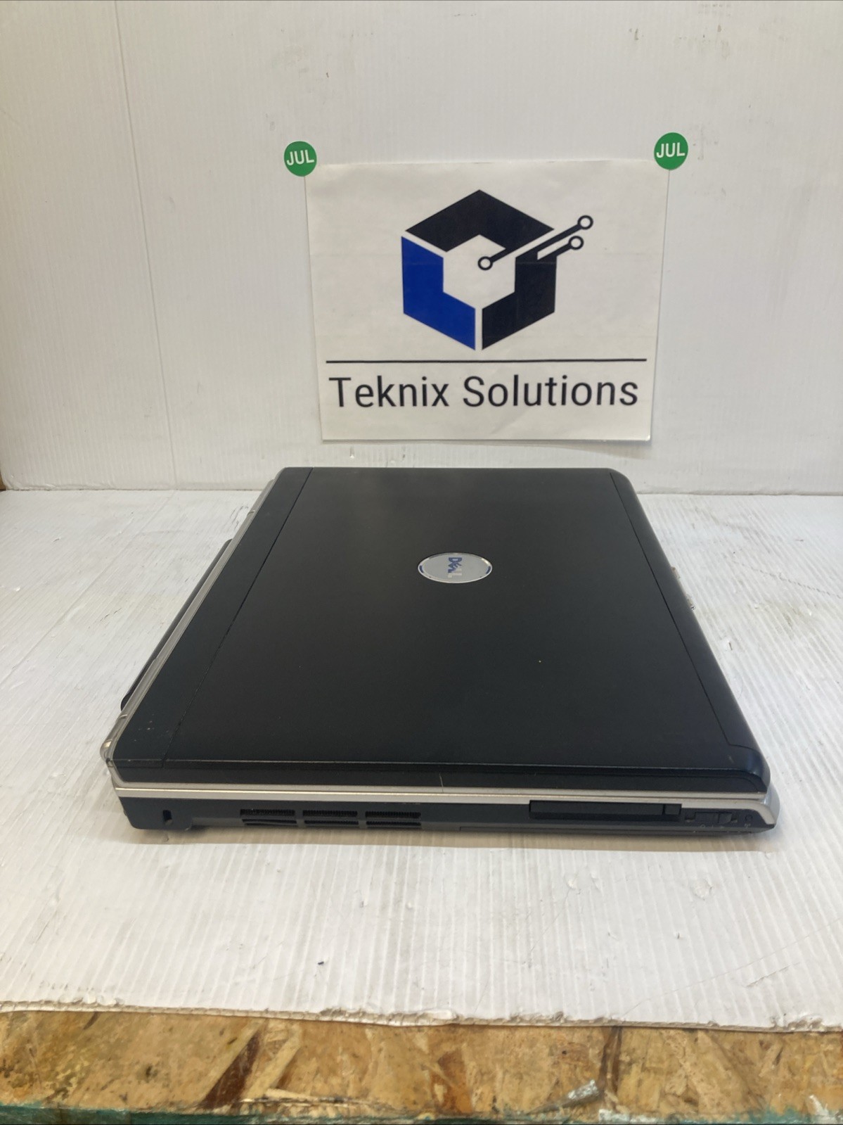 Dell Inspiron 1721 AMD Dual-Core 1.8GHz 2 GB NO HDD Boot to BIOS
