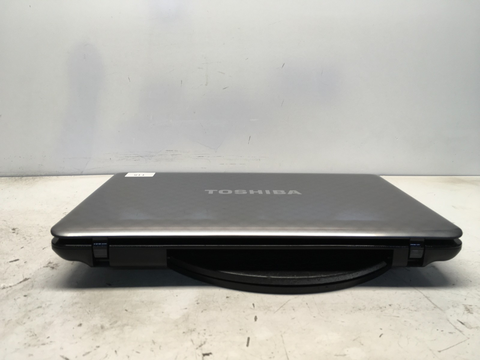 Toshiba Satelite L755-S5154 Intel Pentium B960 2.2GHz 4GB NO HDD