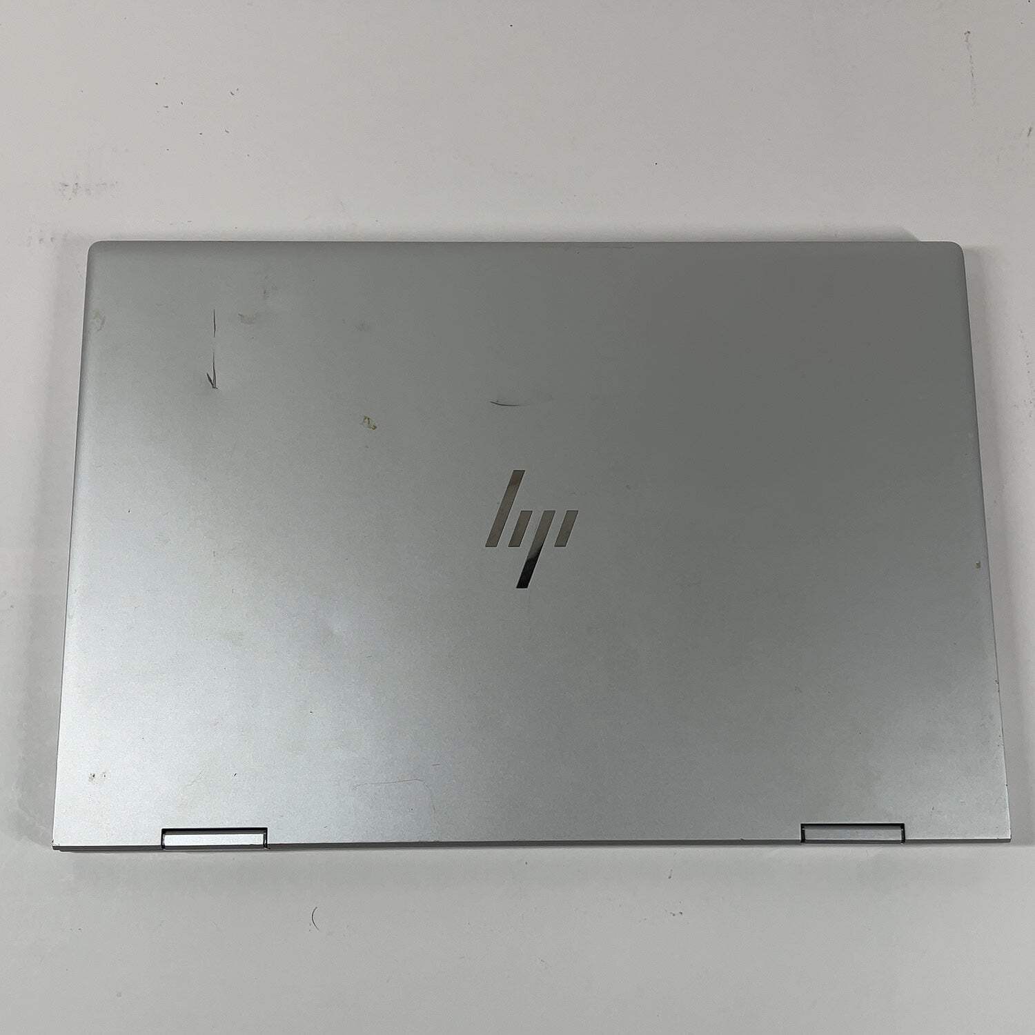 Broken HP Envy x360 15M-DR0011DX 15.6″ i5-8265U 1.6GHz 8GB RAM 256GB SSD READ