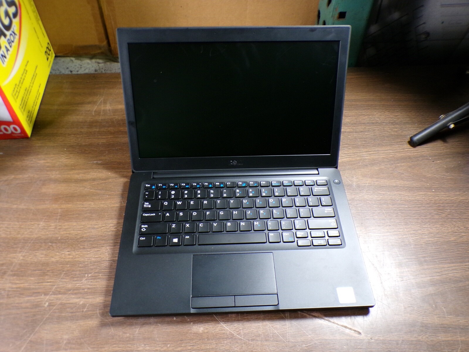 DELL LATITUDE 7290 INTEL CORE i5 -8350U 1.70GHZ 8GB RAM **BIOS L0CKED **NO HD