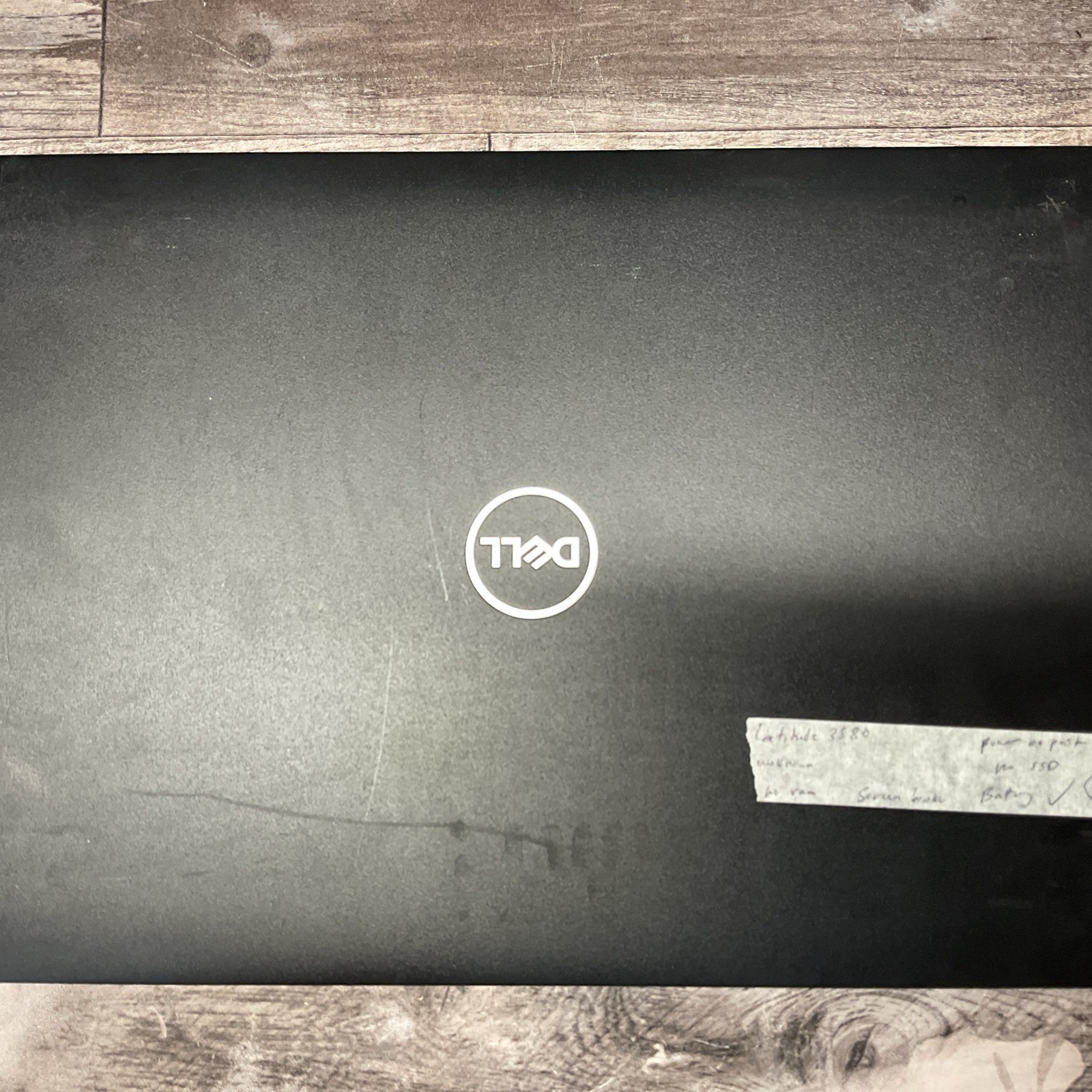 Dell Latitude 3580 / No POST / Broken Screen / No RAM / No SSD / C5