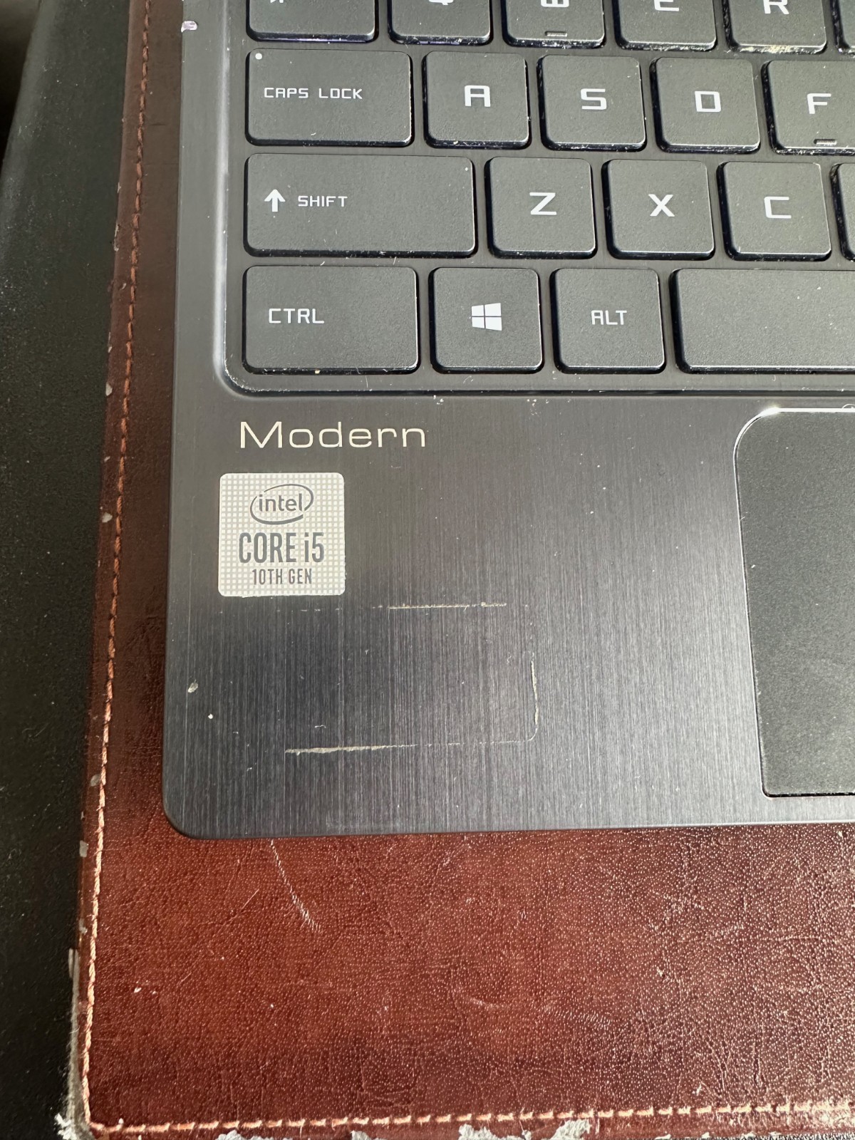 MSI Modern 14, Intel i5 10th 1.6GHz, UHD Graphics, 8GB RAM 512GB SSD, 14″ Laptop