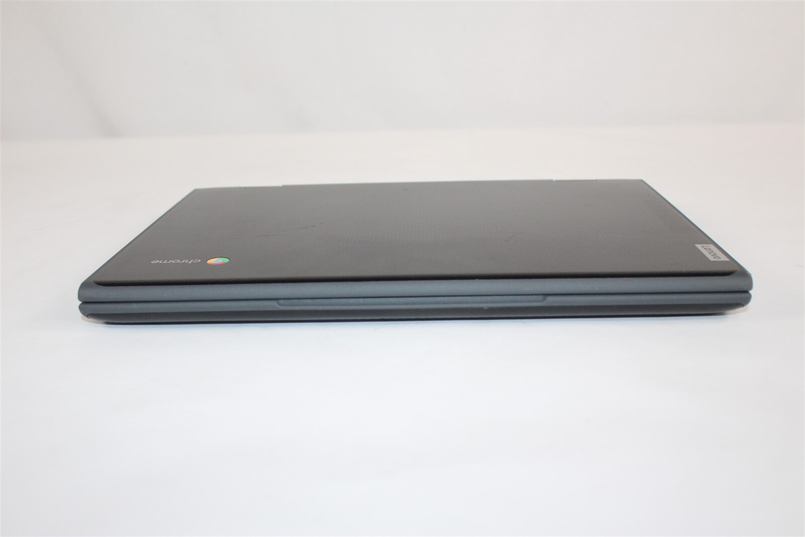 Lenovo ChromeBook 300E Gen 2 11.6″ HD Touch AMD A4-9120C 1.6GHz 4GB 32GB eMMC