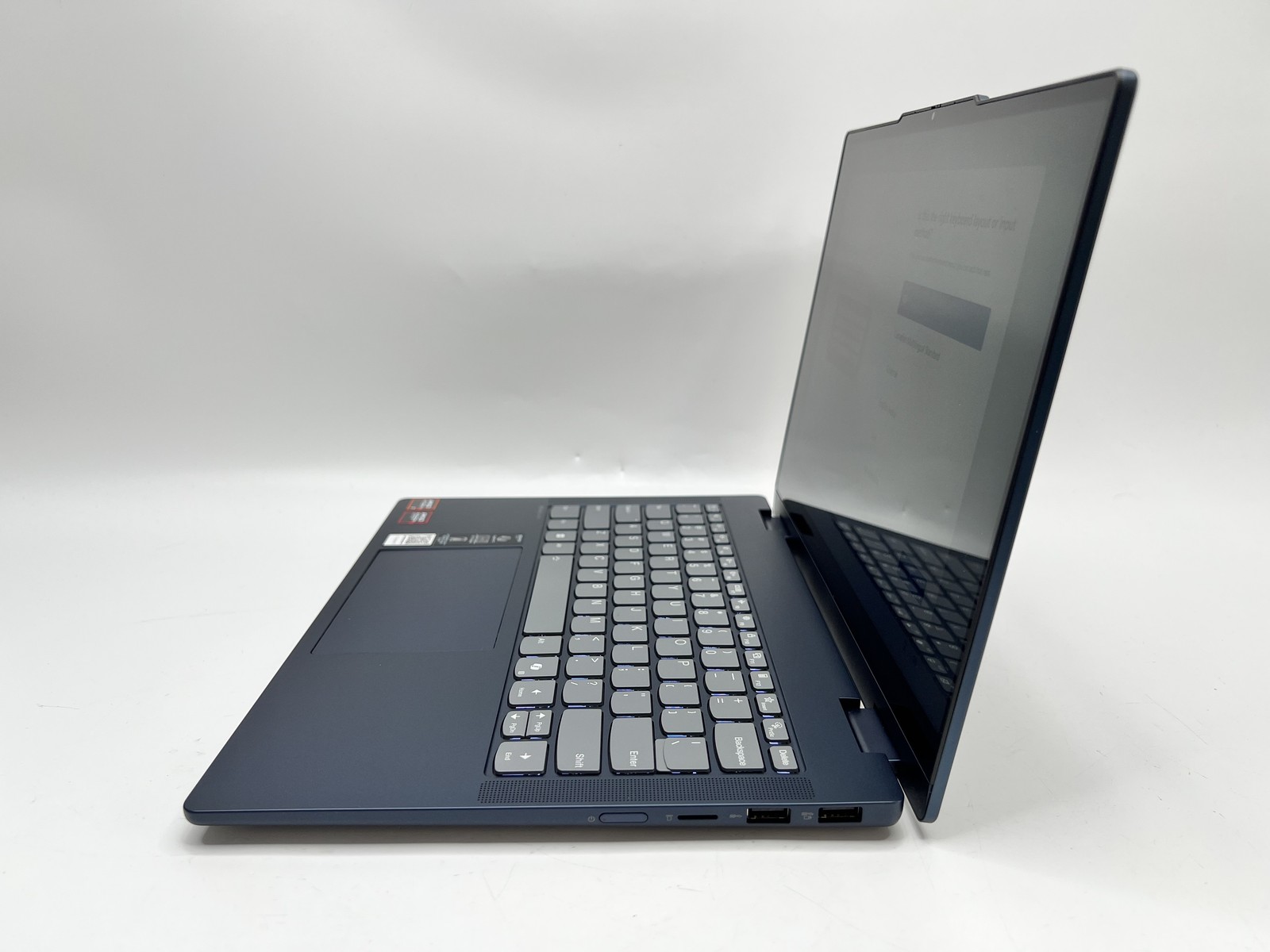 Lenovo Ideapad 5 2-in-1 14″ Ryzen Ai 7 350 16GB RAM 1TB SSD Radeon 860M W11 Wrty