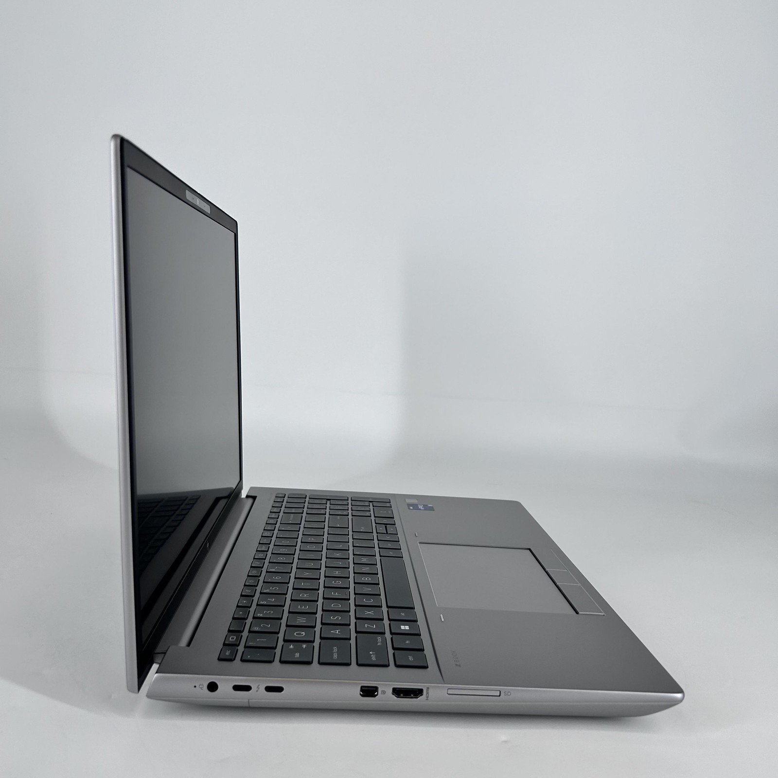 HP ZBook Fury 16 G9 FHD+ 2.1 GHz i7-12850HX 32GB 1TB SSD RTX A2000 Very Good