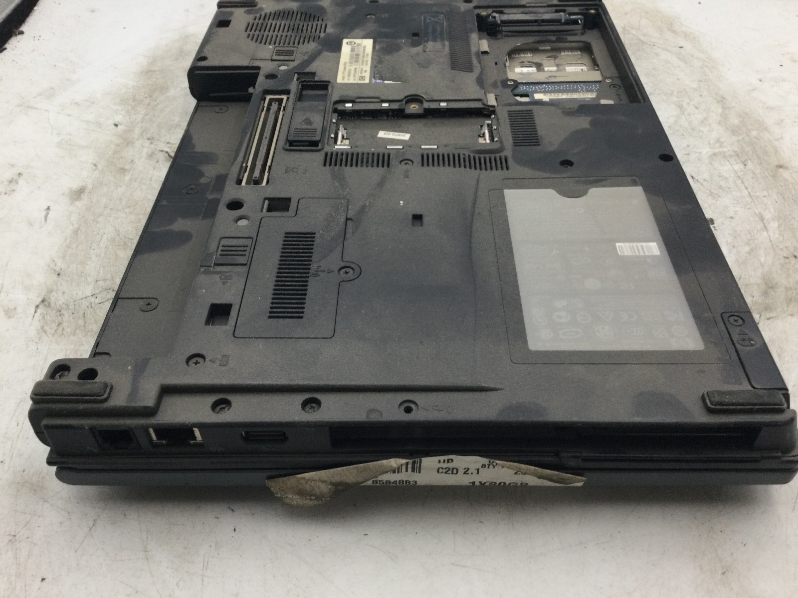 HP COMPAQ 6910P – BOOTS TO BIOS – INTEL CORE 2 DUO – NO RAM – READ DESCRIP – BB
