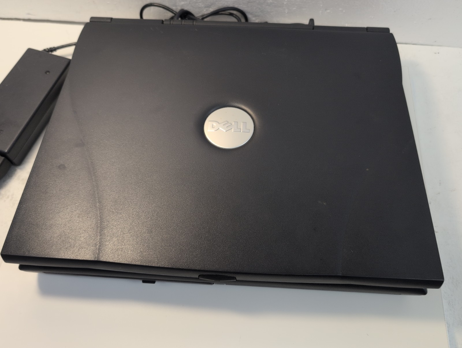 🔥NICE Dell Latitude C840 15″ Laptop Pentium4 2.0GHz /1GB RAM /30GB HDD/WinXP –