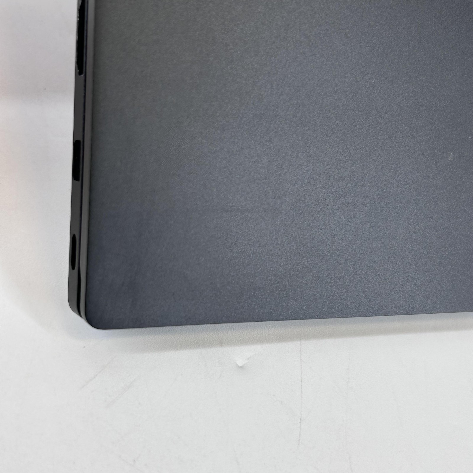 Razer Blade 15 Advanced 240Hz FHD i7-9750H 2.60GHz 16GB 2TB SSD RTX 2080 Max-Q
