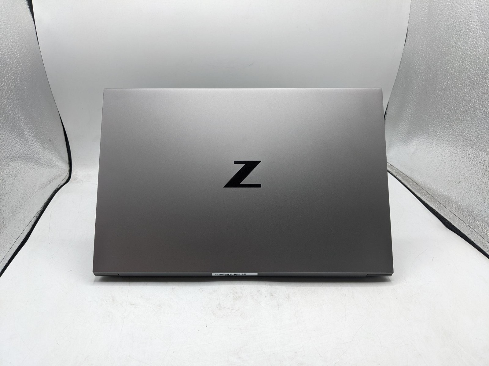 HP ZBOOK STUDIO G8 I7-11850H 2.5Ghz 32GB RAM 512GB *GRADE D*
