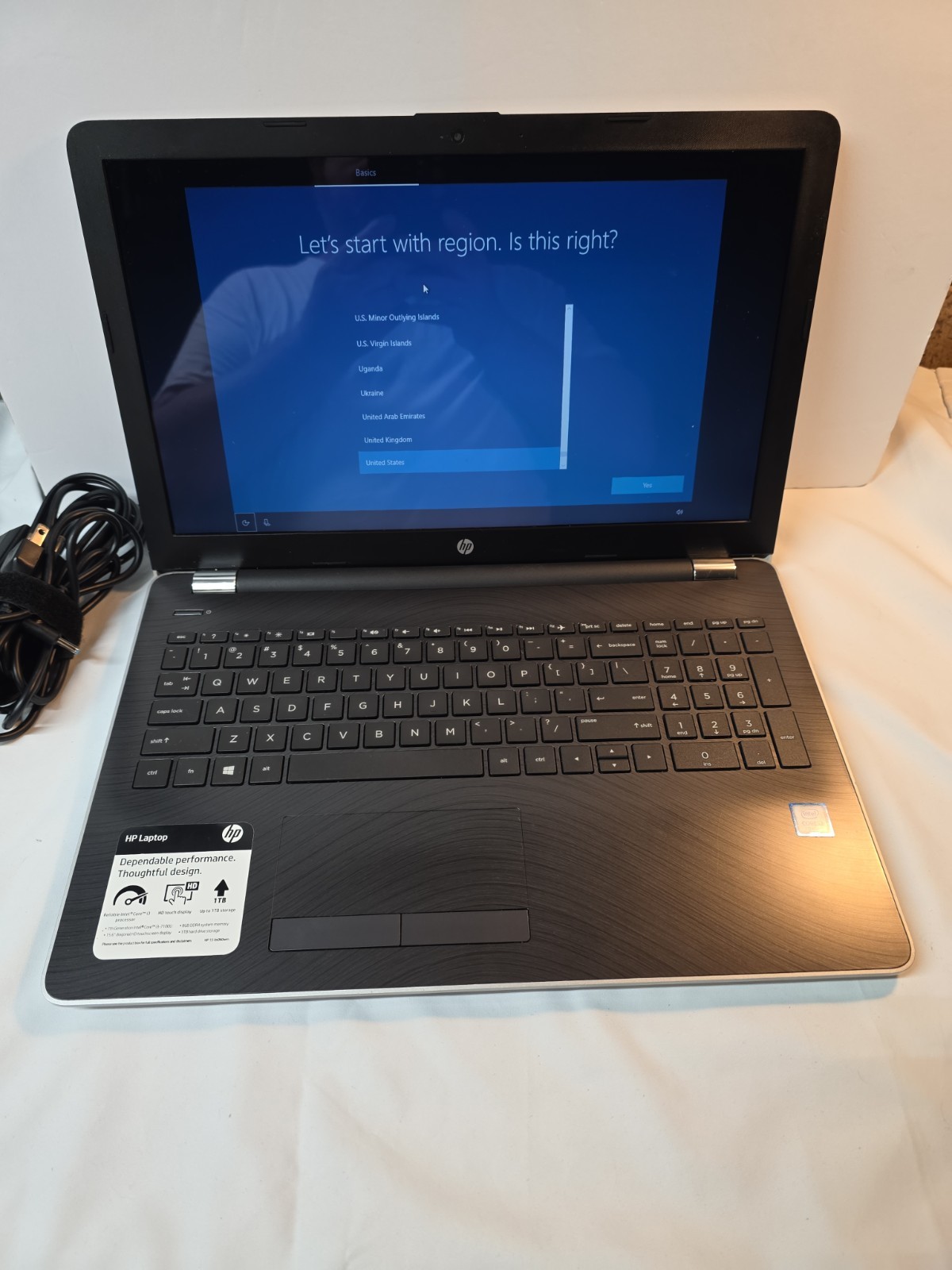 HP Pavilion 3168NGW 15.6″ Intel Core A6 9220 2.50Ghz 8GB RAM 250GB SSD