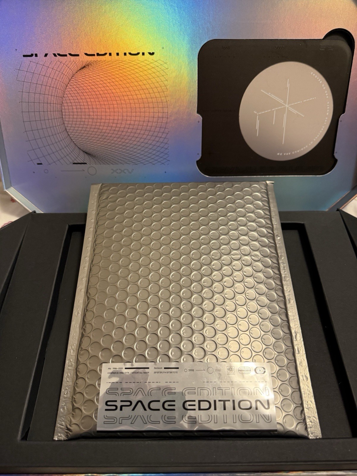 ASUS Zenbook 14x OLED Ultra Space Edition I9 32GB 1TB SSD