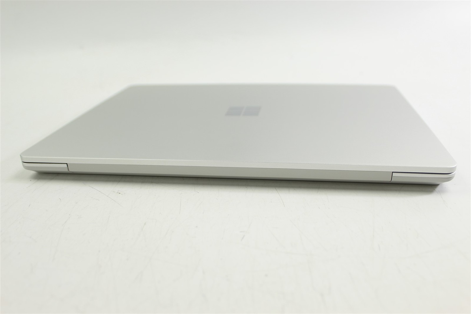 Microsoft Surface Laptop Go 2 2013 12.4″ i5-1135G7 256GB SSD 16GB RAM W11H