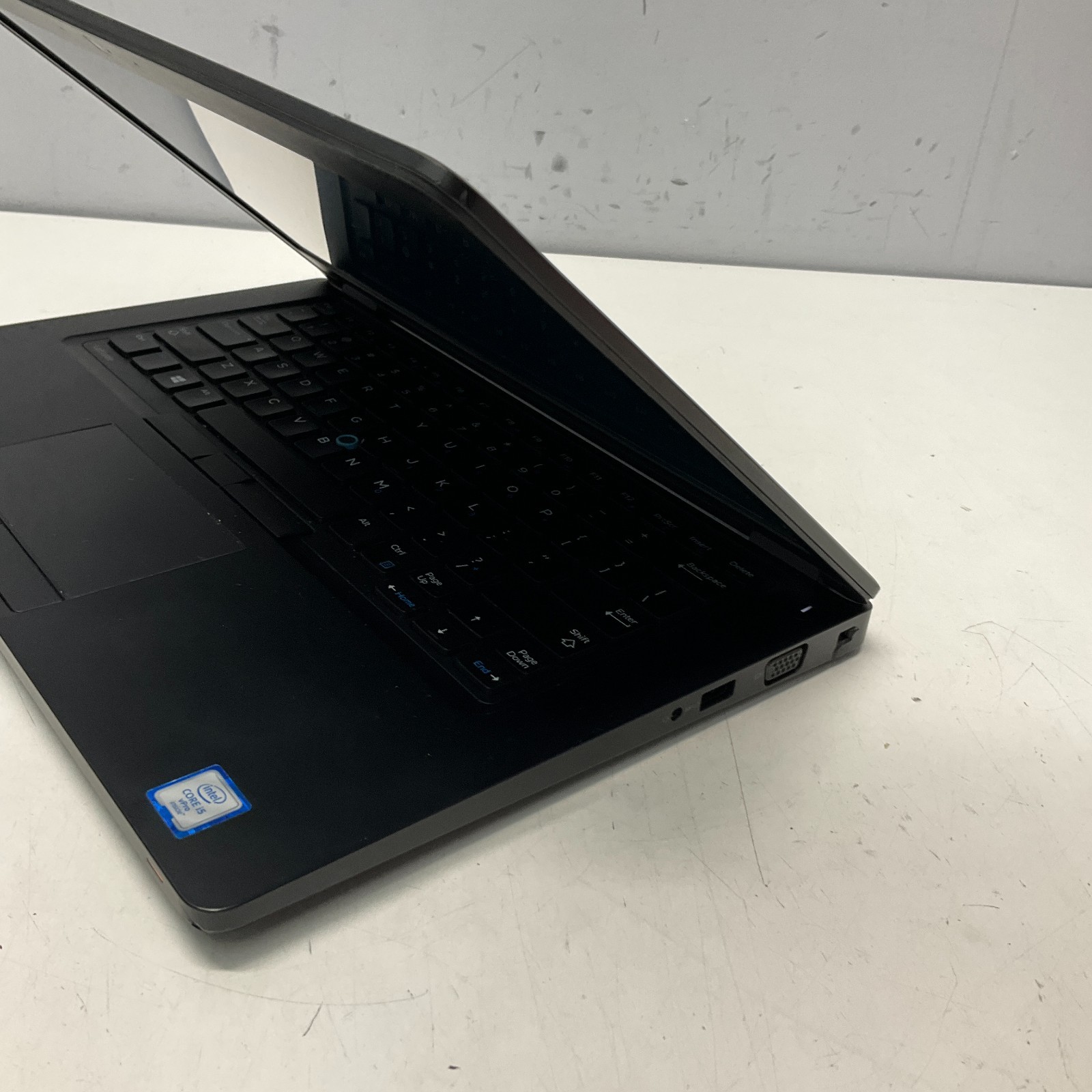 Dell Latitude 5480 14″ Intel Core i5-6300U 2.40GHz 8GB 128GB SSD Windows 10 Pro