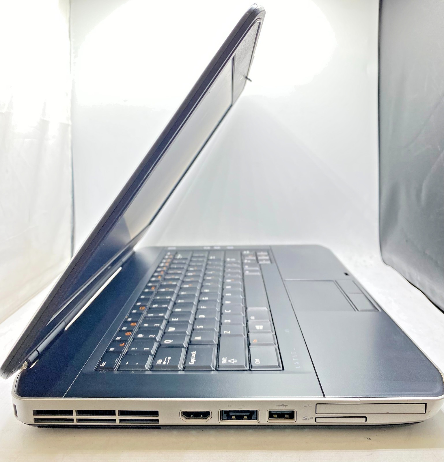 Dell Latitude E5430 14″ Intel Core i5-3210M 2.50GHz 8GB RAM 512GB SSD