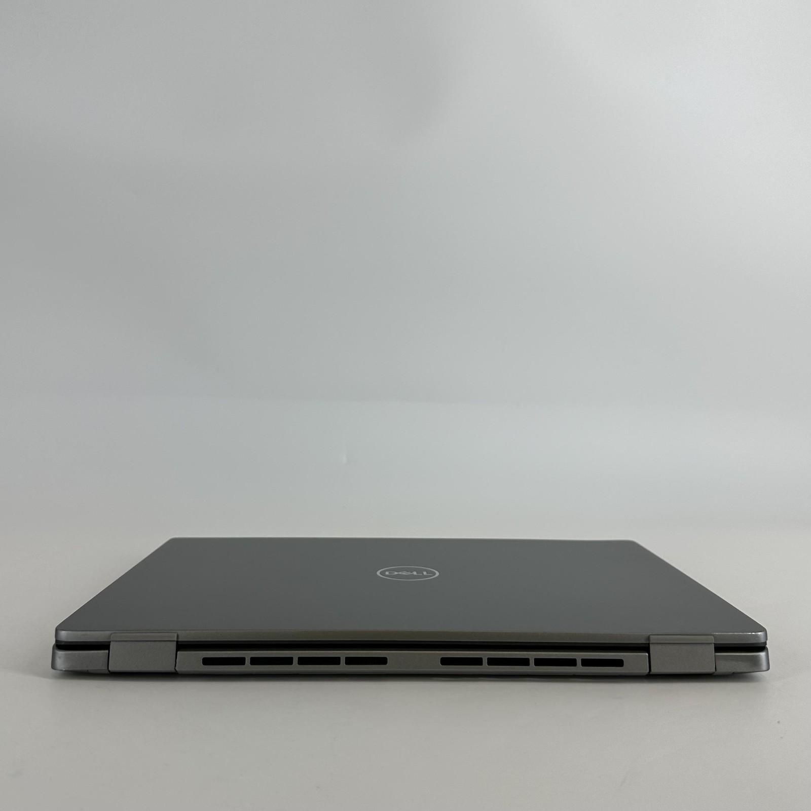 Dell Latitude 7450 14 QHD+ TOUCH 3.8 GHz Ultra 7 165H 32GB 256GB SSD Bent Frame