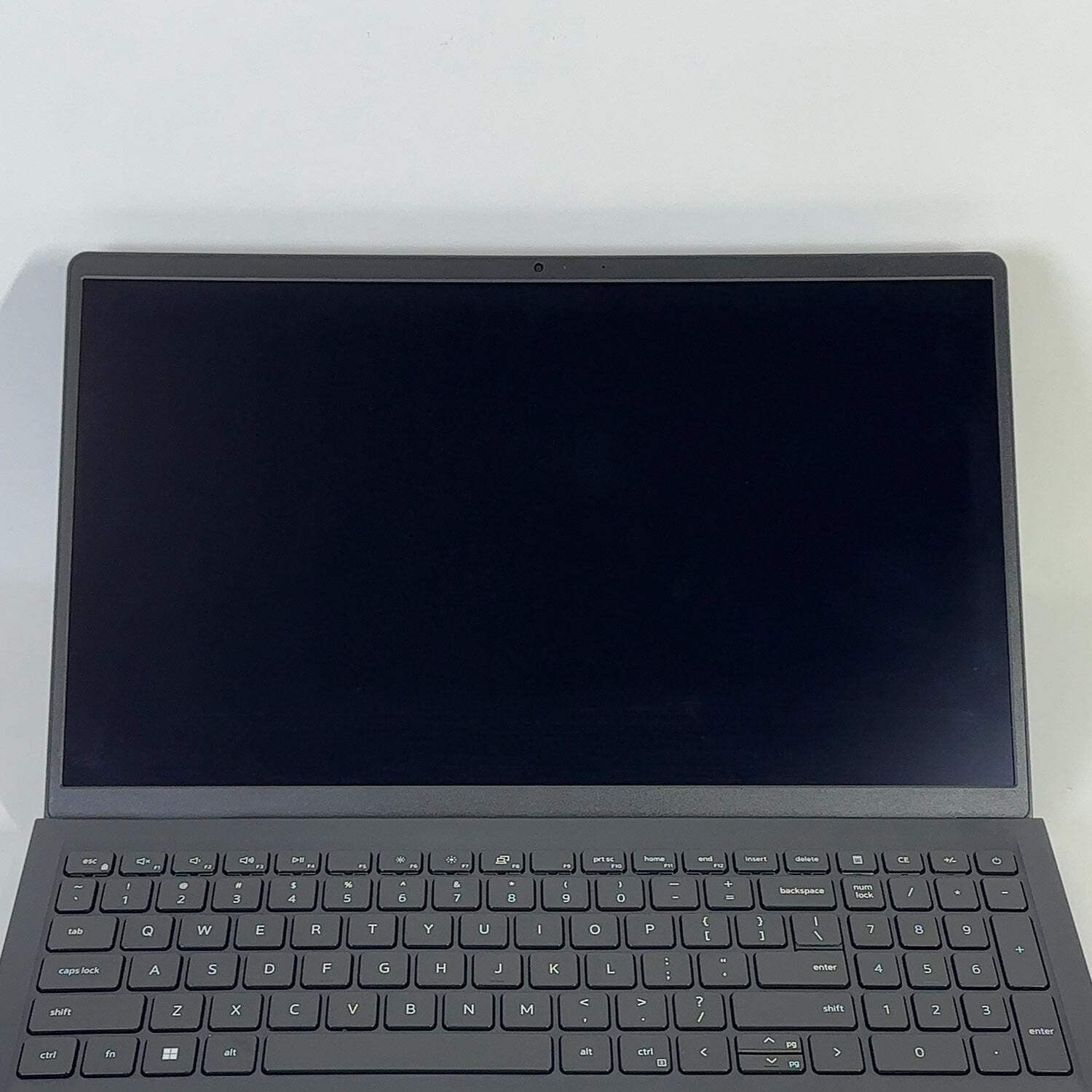 Dell Inspiron 3520 15.6″ i5-1235U 1.3GHz 8GB RAM 512GB SSD