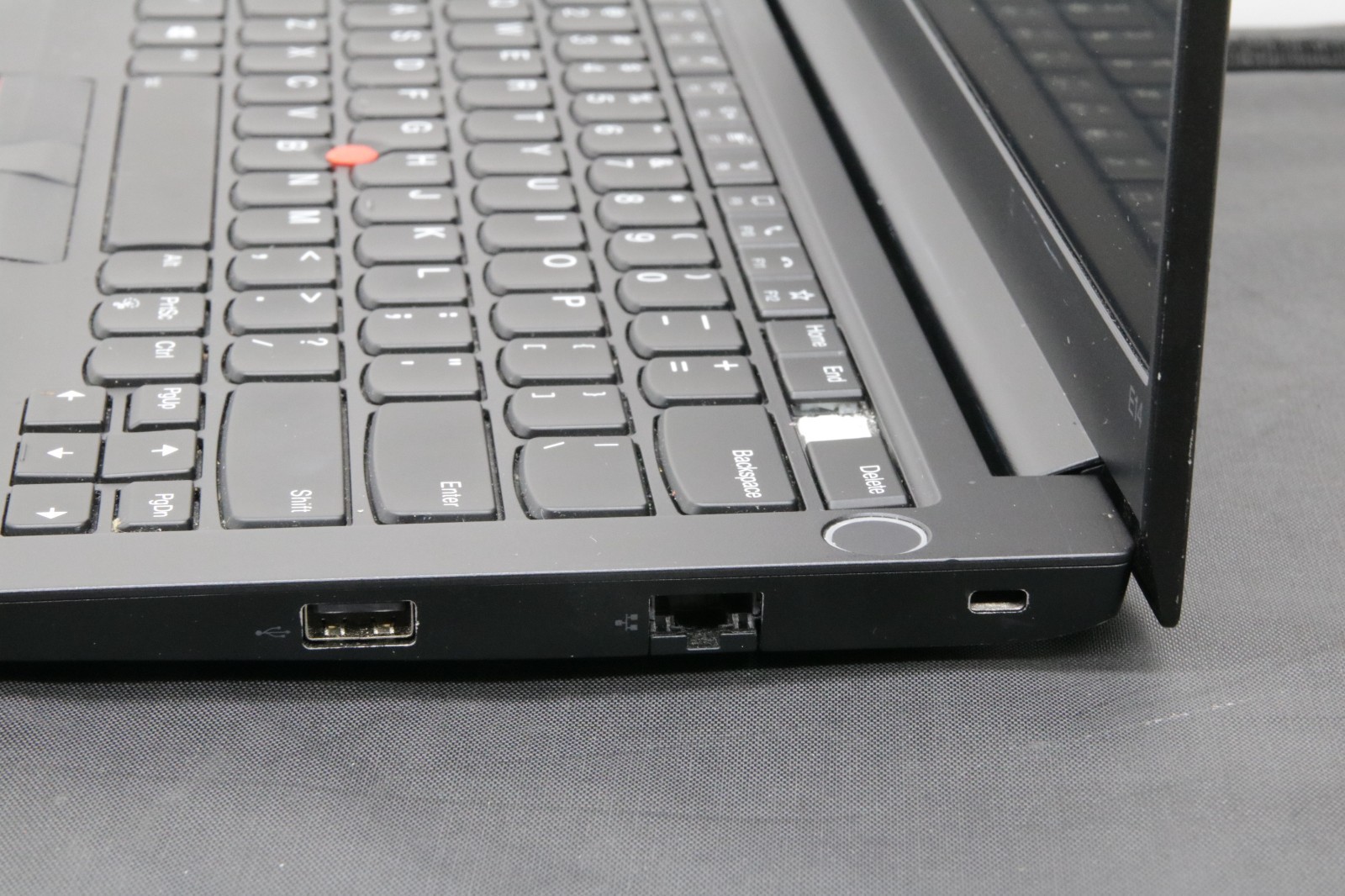 Lenovo ThinkPad E14 Gen 2 – i5-1135G7 – 256GB, 8GB, Windows 11 – Bad Battery/Key