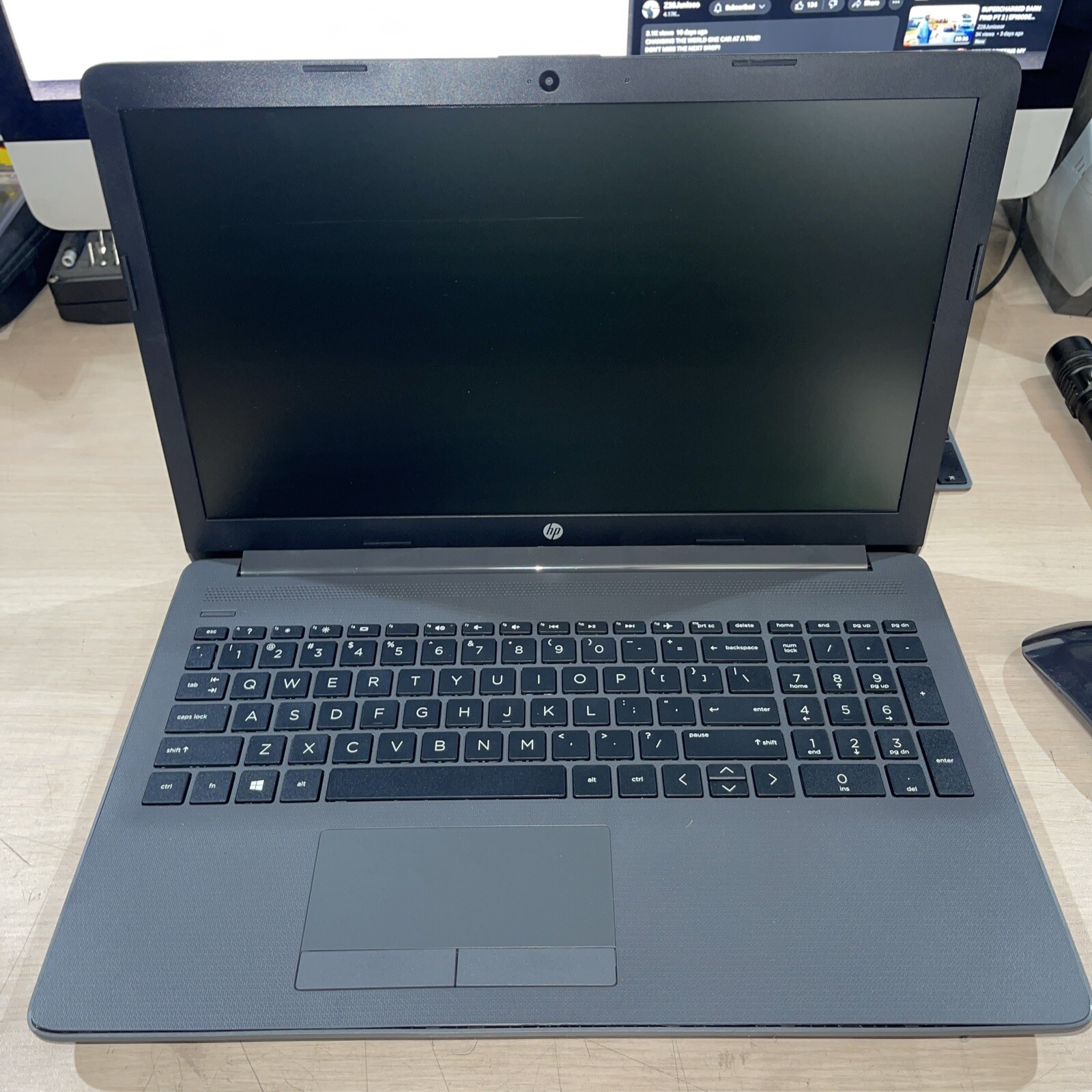 Hp 255 G7 Notebook AMD A4-9125 Radeon 4GB RAM NO HD &