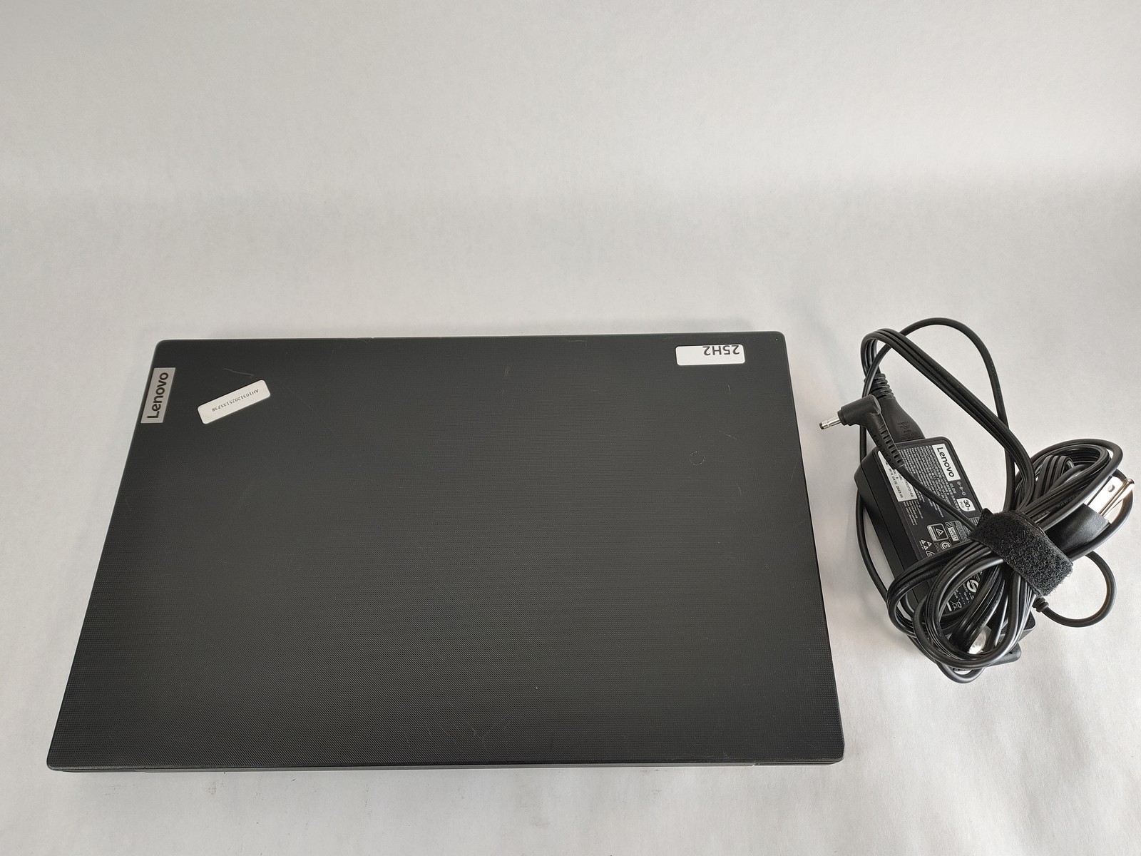 Lenovo V15 G4 IRU Core i3-1315U 1.20 GHz 8 GB DDR4 256 GB NVMe Windows 11 Pro