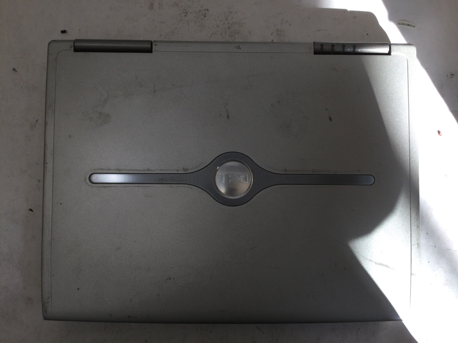 DELL INSPIRON 8600 – FOR PARTS – INTEL PENTIUM M – 128MB RAM – READ DESCRIP – BB