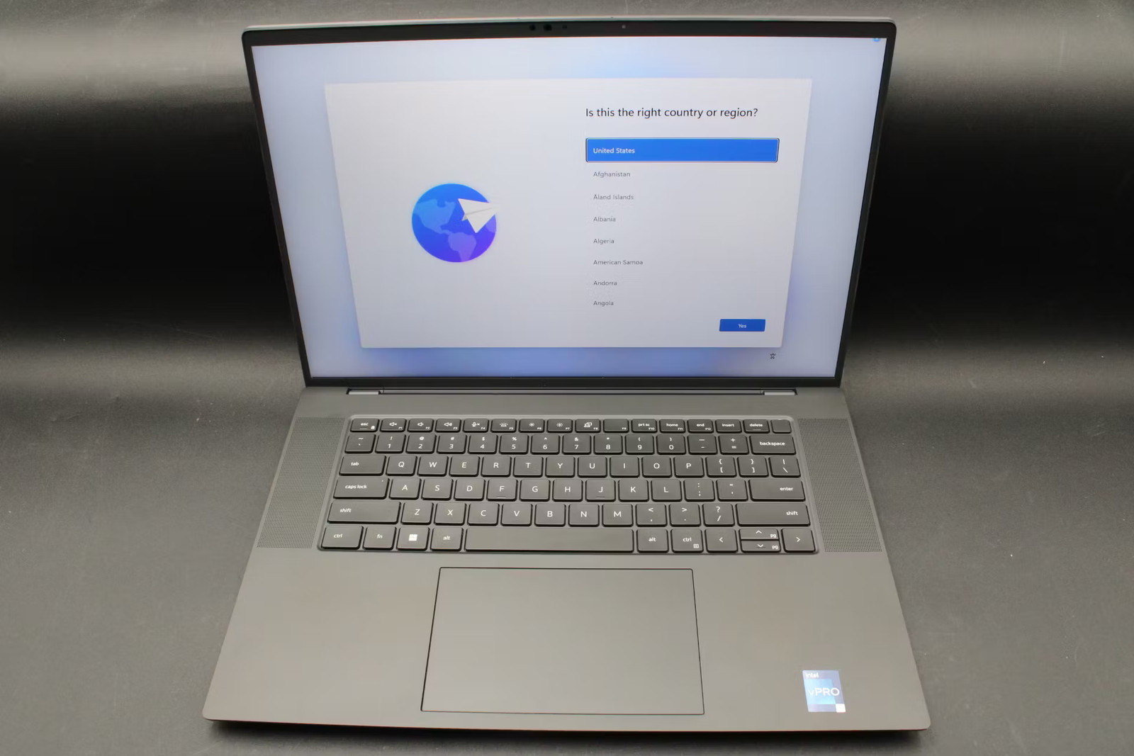 Dell Precision 5680 Used 16″ (i7-13800H-32GB-512GB NVMe)