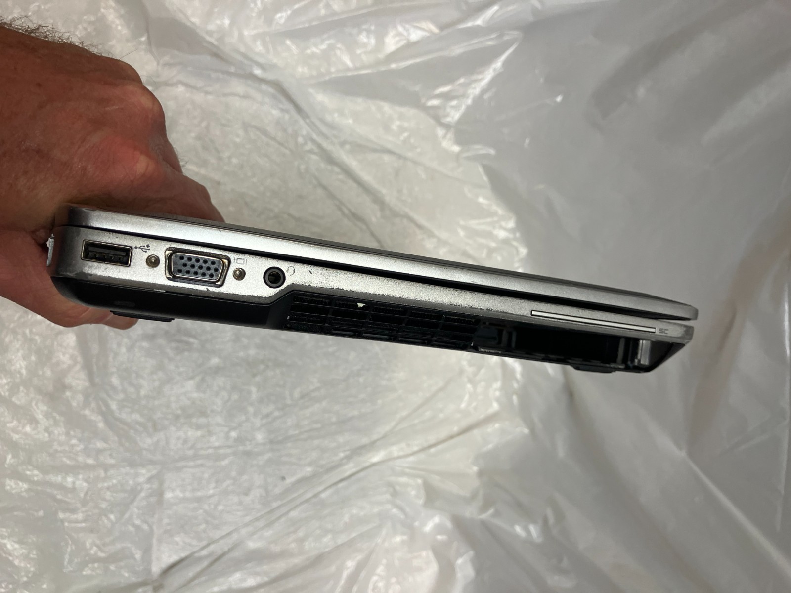 Dell Latitude E6430 i5-3320M 2.6GHz 4GB RAM No HDD/OS/Caddy FOR PARTS