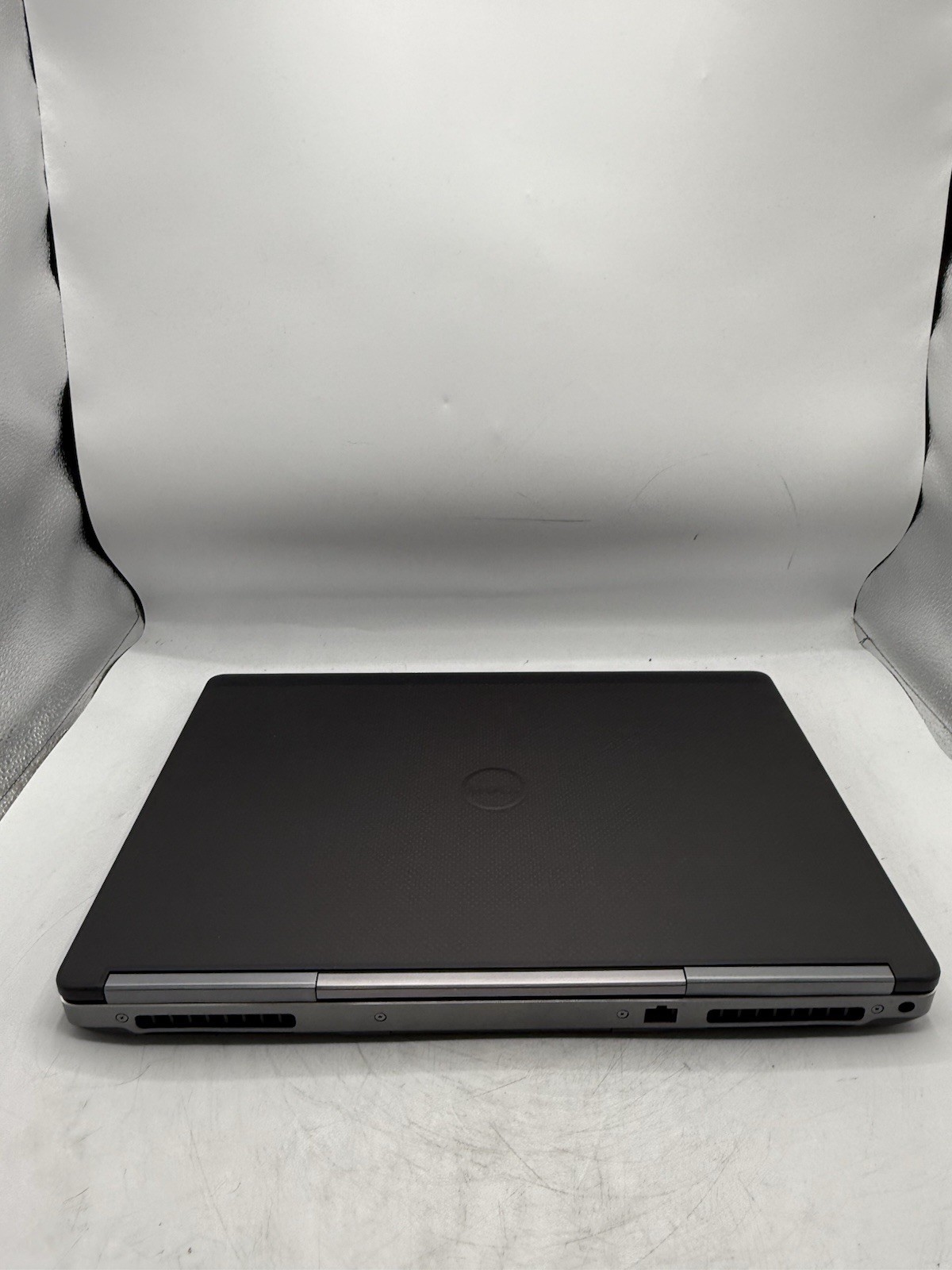 Dell Precision 7710 17.3” 4K Xeon E3-1575MV5 64GB RAM 1TB + 2TB M4000M Win10P
