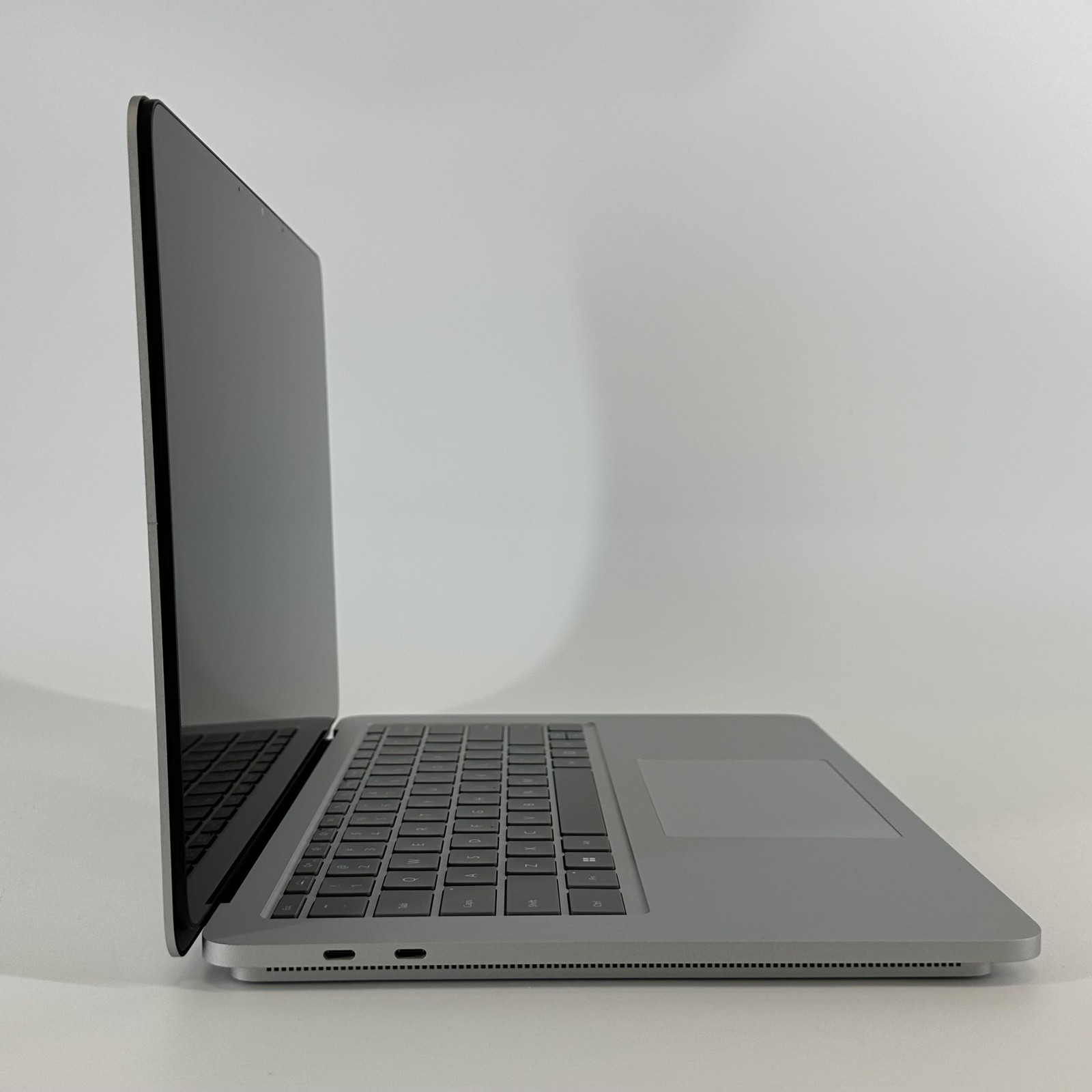 Microsoft Surface Laptop Studio 14.4 2K TOUCH i7-11370H 32GB 1TB SSD RTX 3050 Ti
