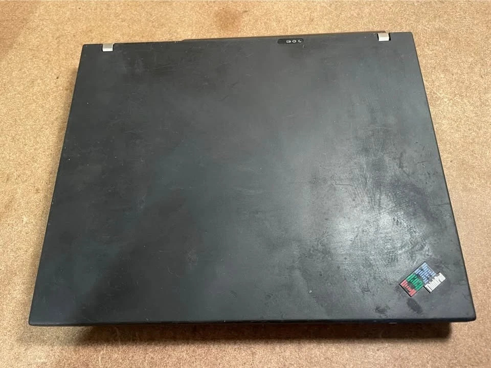 IBM Lenovo ThinkPad T60p 15″ UXGA FlexView IPS display (1600×1200)