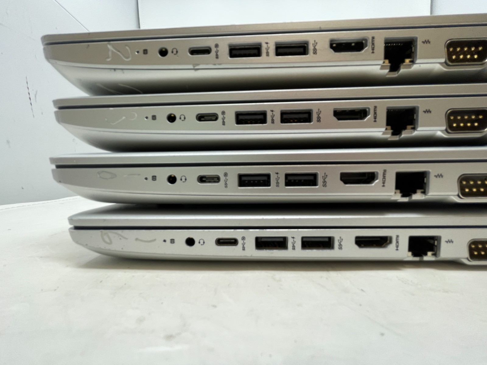 Lot – 4 HP ProBook 650 G4 15.6″ i5-7200U @2.50GHz | 256GB SSD 8GB RAM Win 11 Pro