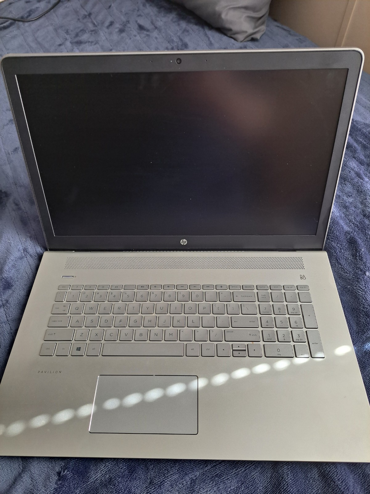HP Pavilion laptop 17″ arOxx B&O Speakers, Windows 10