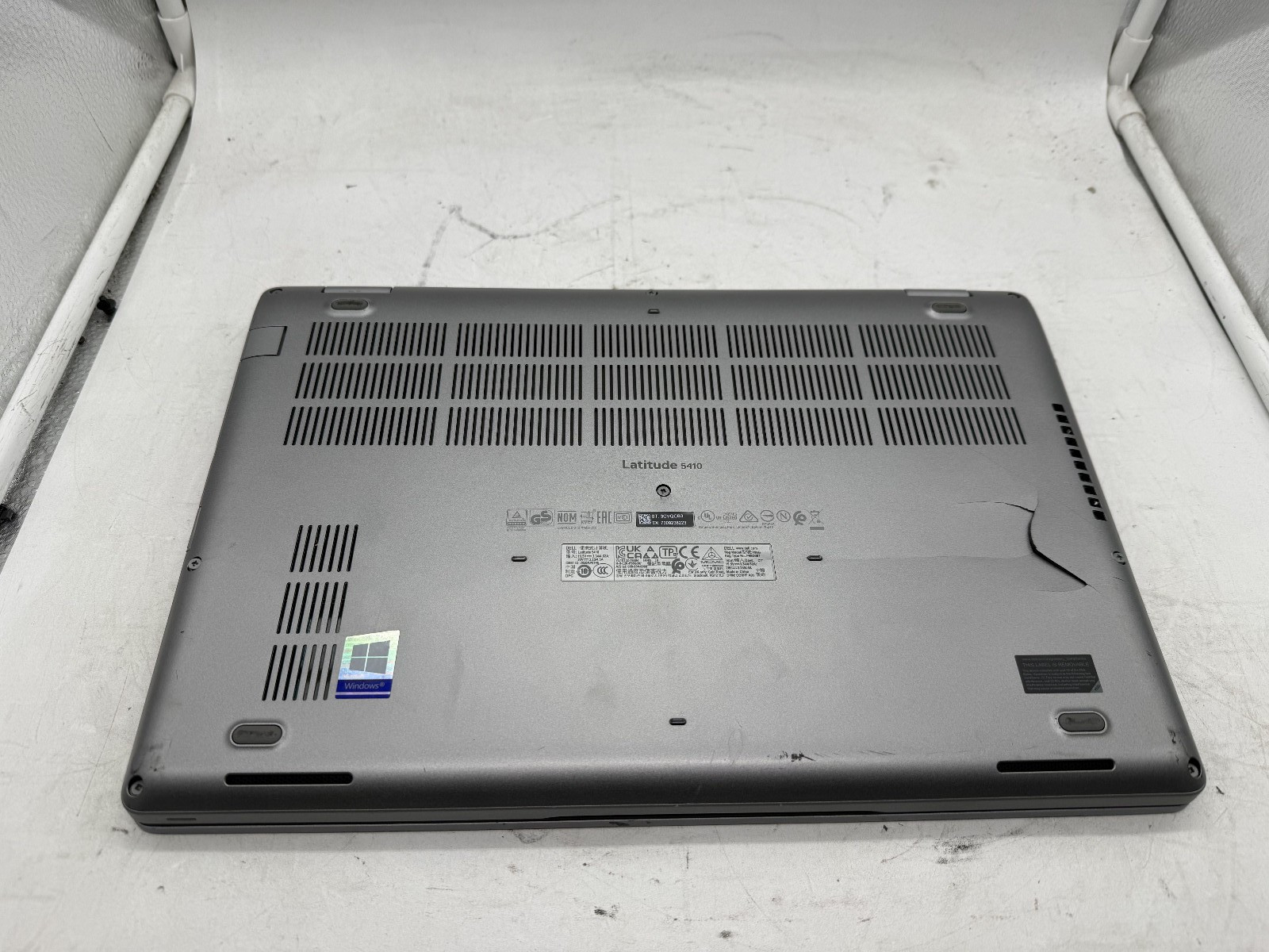 Dell Latitude 5410 i5-10310U @1.70GHz 8GB No SSD/OS