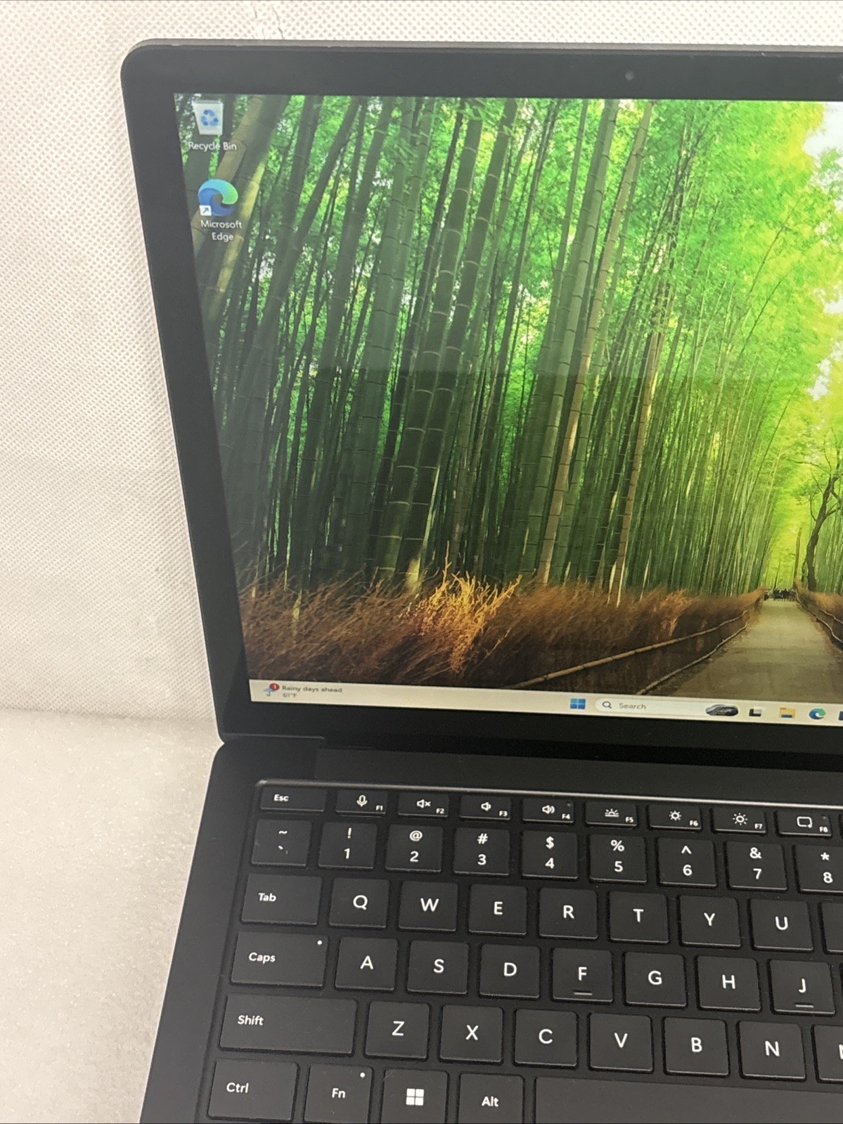 Microsoft Surface Laptop 6 13.5″ (256GB, Ultra 5, 16GB) Black