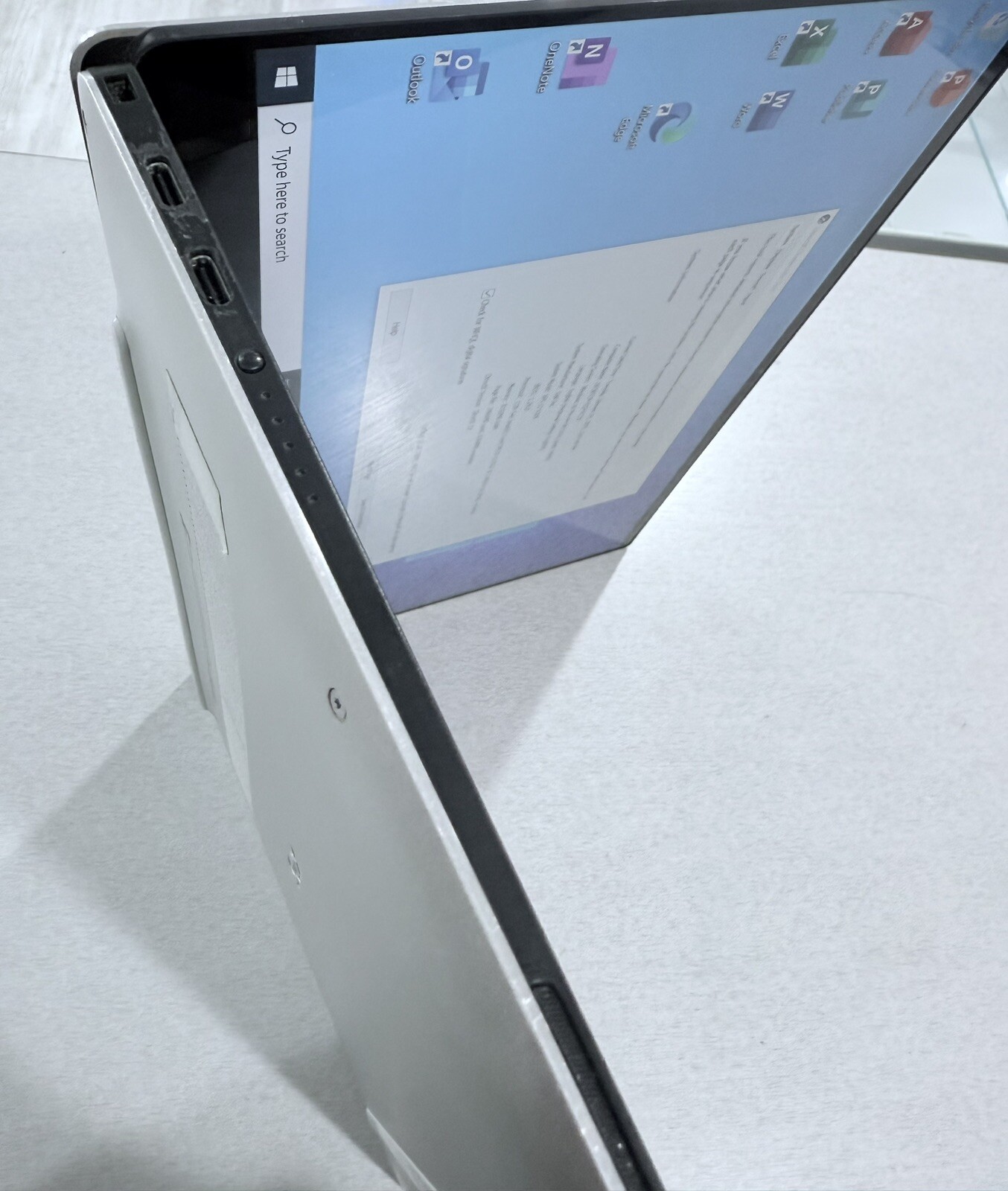 Dell XPS 13 9305 13.3” (256GB SSD, Intel Core i5-1135G7, 2.4GHz, 8GB RAM)…