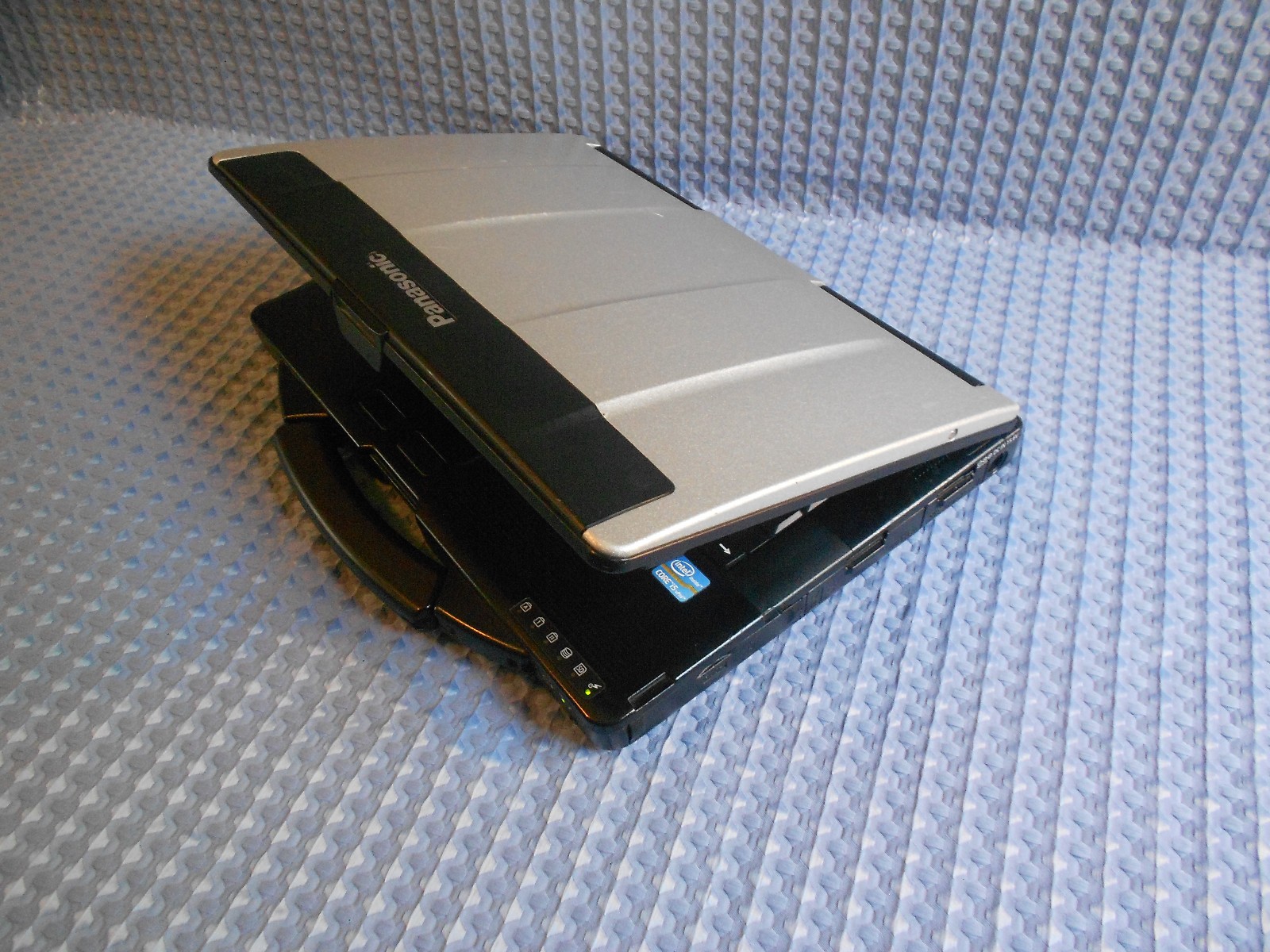 Panasonic CF-53 Tough Book I5 2.5 GHz CPU 8 GB RAM 128 GB SSD Windows 11 Pro