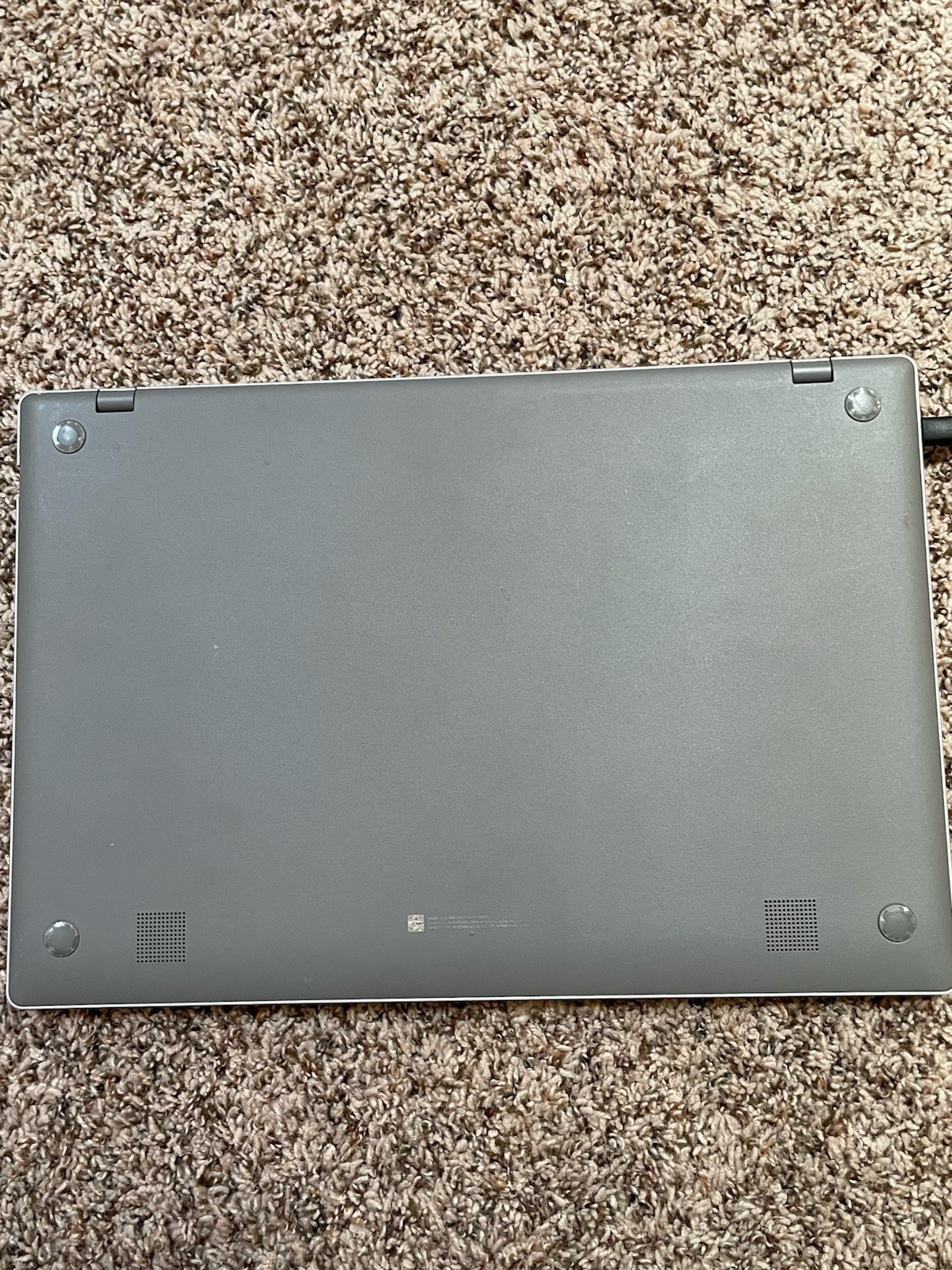 Samsung Chromebook XE350XBA (15.6″, Intel N4000, 4GB, 32GB, ChromeOS) w/ Charger