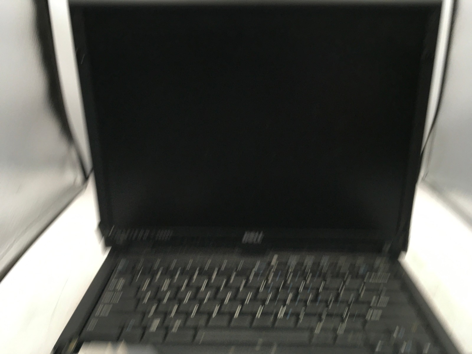 DELL INSPIRON 5000E – FOR PARTS/REPAIR – INTEL I5-8250U – 256MB RAM – READ – BB!