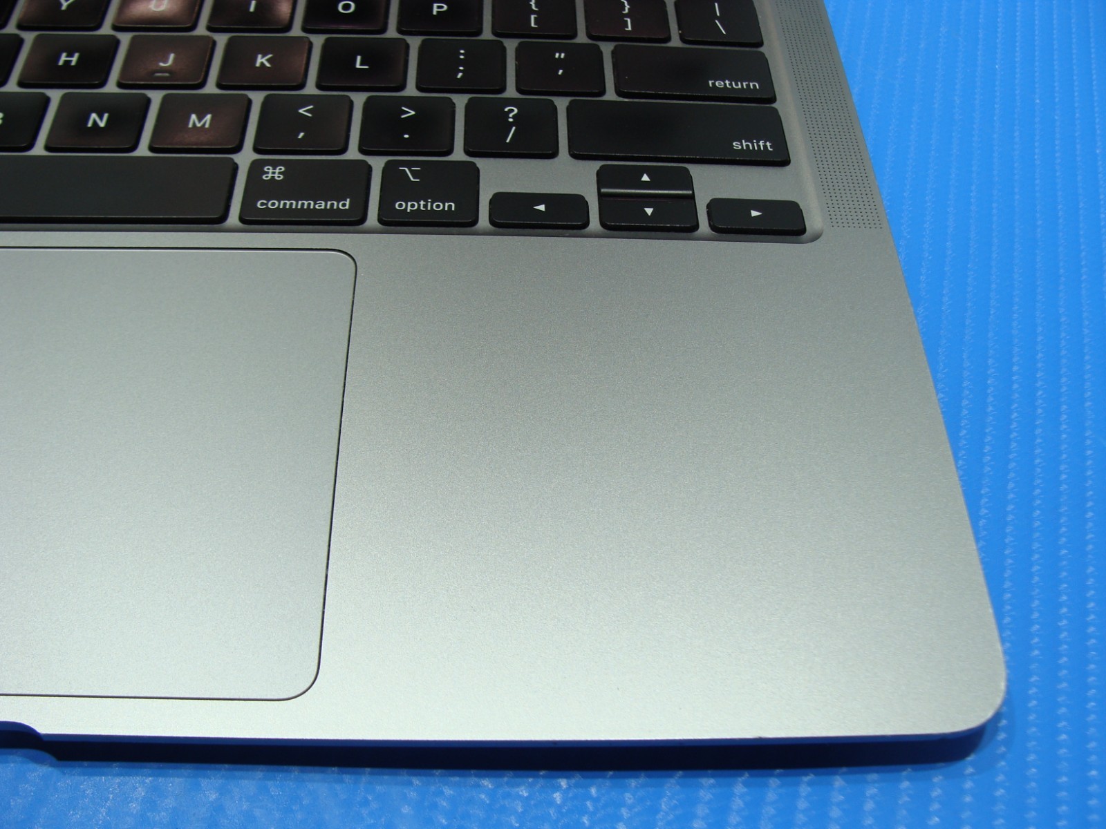 Apple MacBook Air 13″ A2179 2020 i3-1000NG4 1.1GHz 8GB 128GB OS Catalina MWTJ2LL