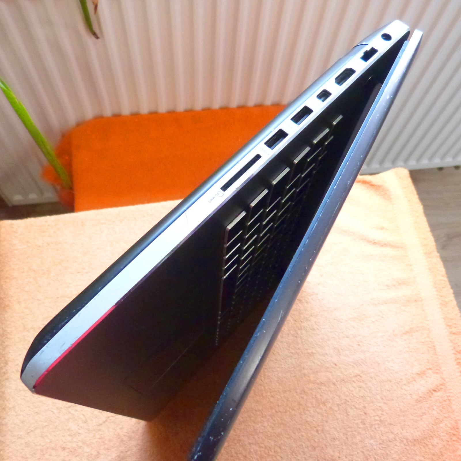 Asus N750 VivoBook Premium METAL 17″ FULLHD BLURAY l SSD Windows 11 QUAD i7