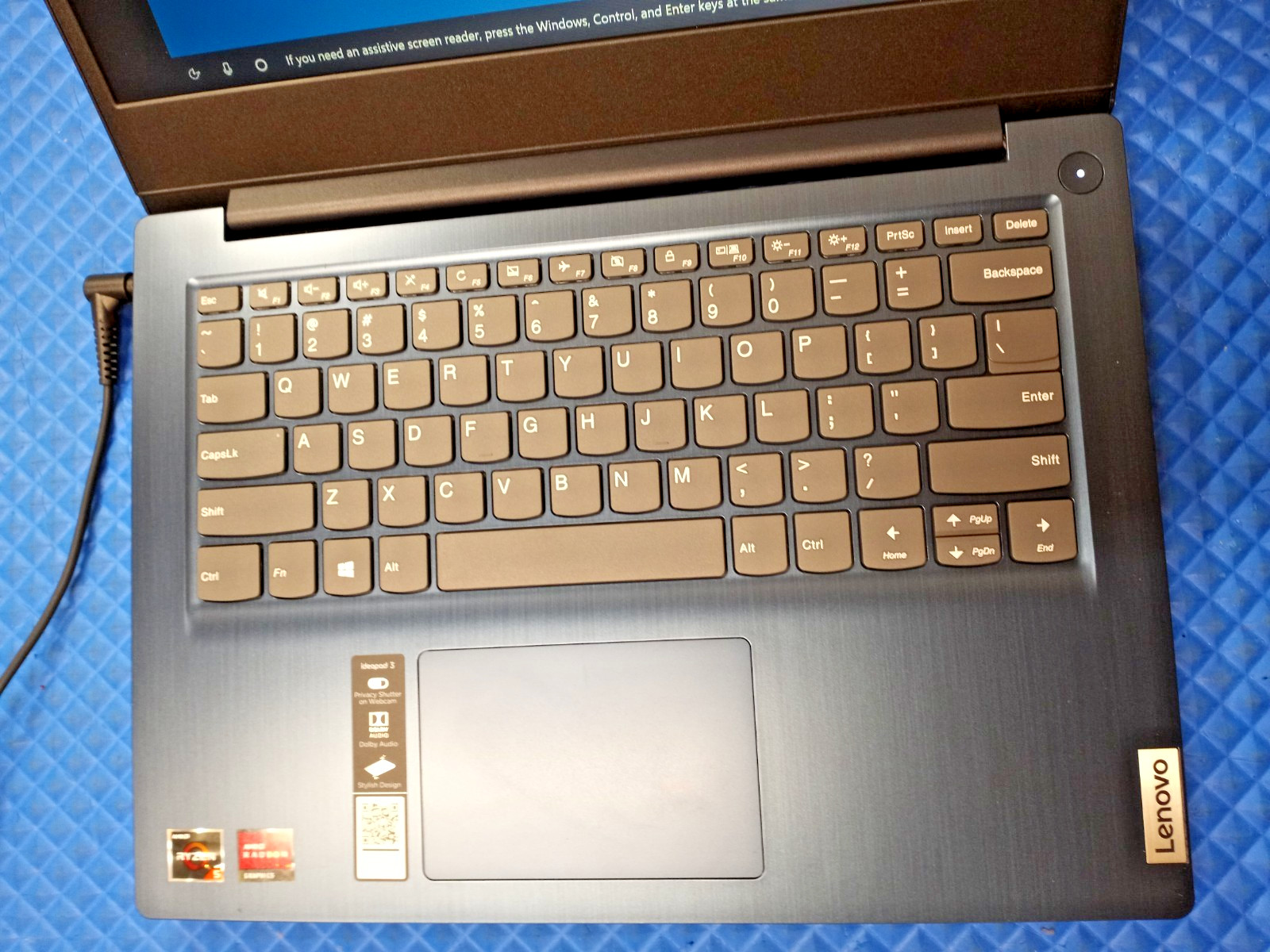 Read- Lenovo IdeaPad 14.0″ FHD, Ryzen 5 3500U,8GB ,256GB SSD,Win 10,81W0003QUS
