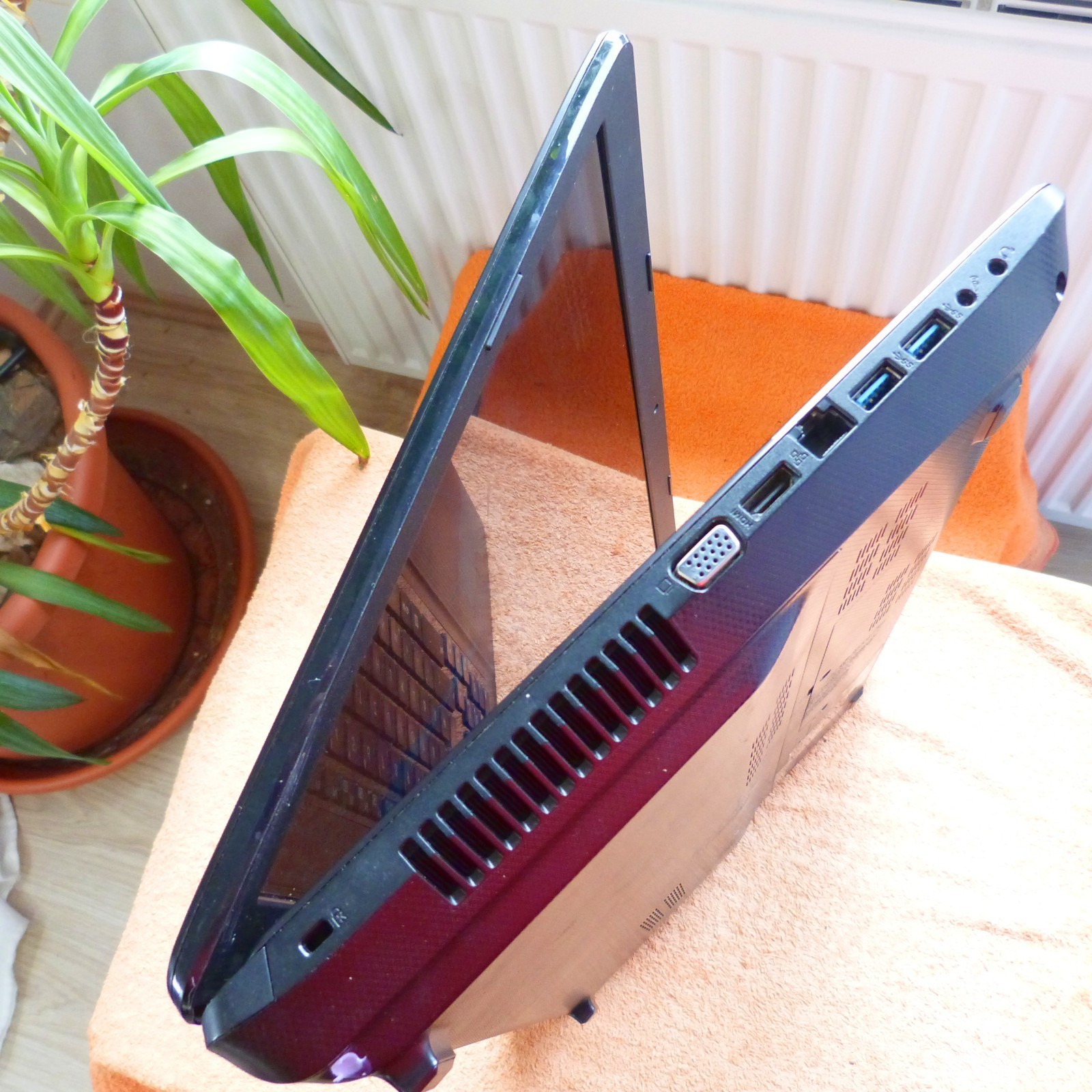 Asus K95 18-inch Blu-ray Full HD | Core i7 | SSD | Windows 11 Pro | 16GB…