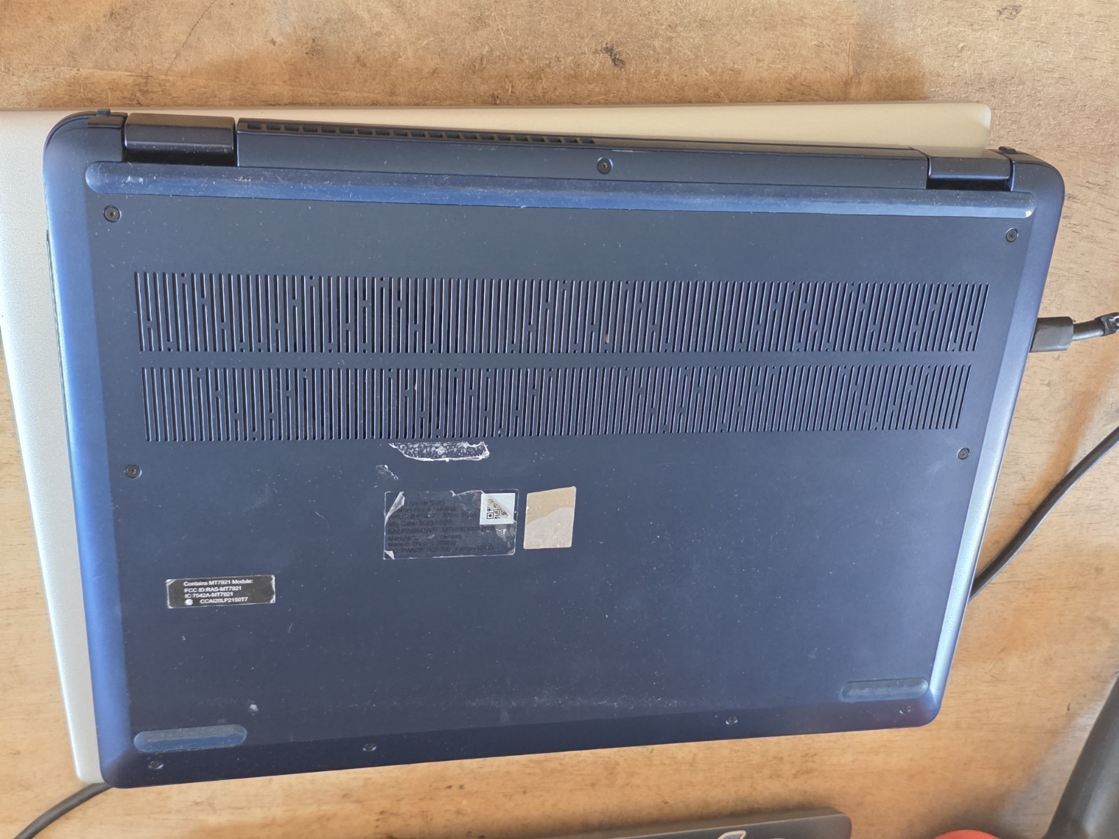 Lenovo Flex 5 14” (1TB SSD Ryzen 7 7730U 8-Core 16GB RAM 2-In-1 14abr8 Dam