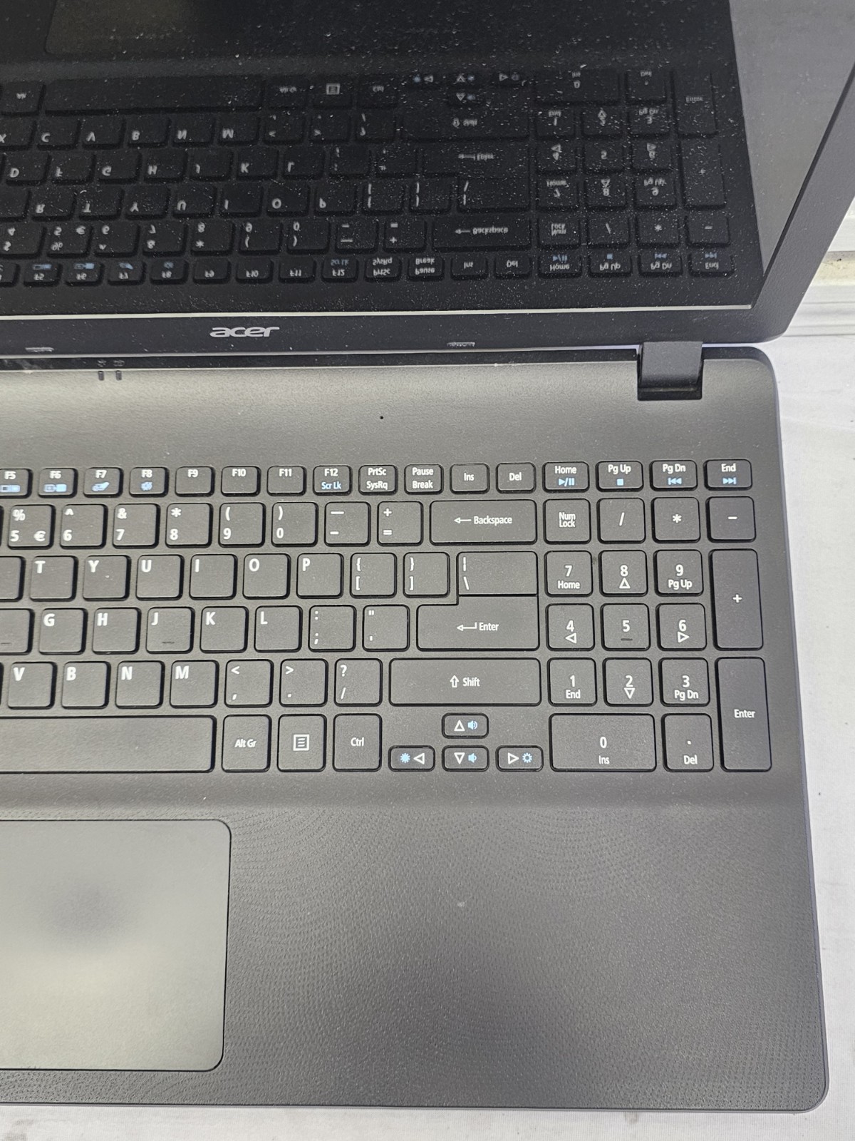 Acer ES1-512-C965 Laptop – Intel Celeron N2840 – 4GB RAM 500GB HDD NO BATT READ