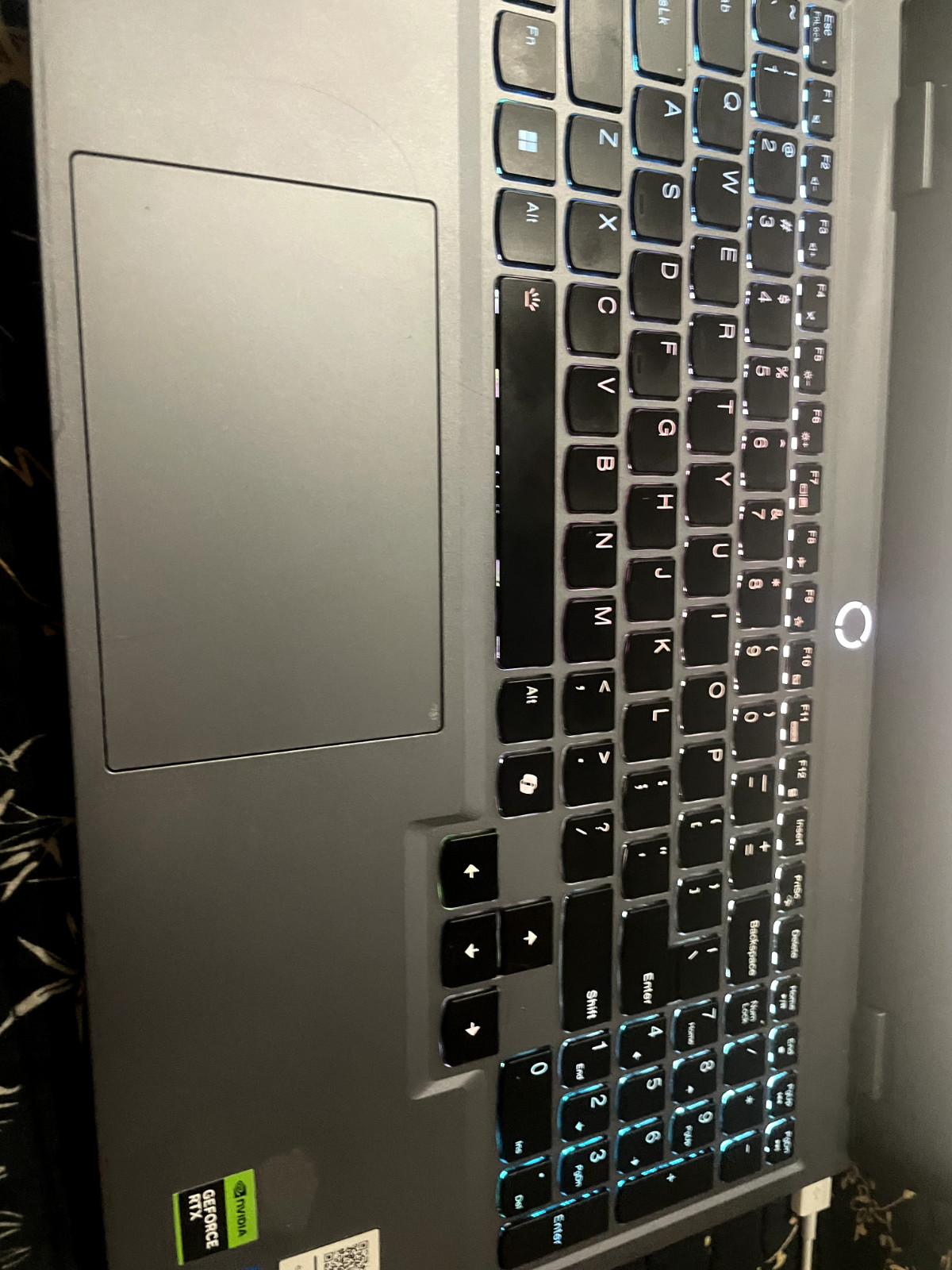Lenovo LOQ 15IRX9