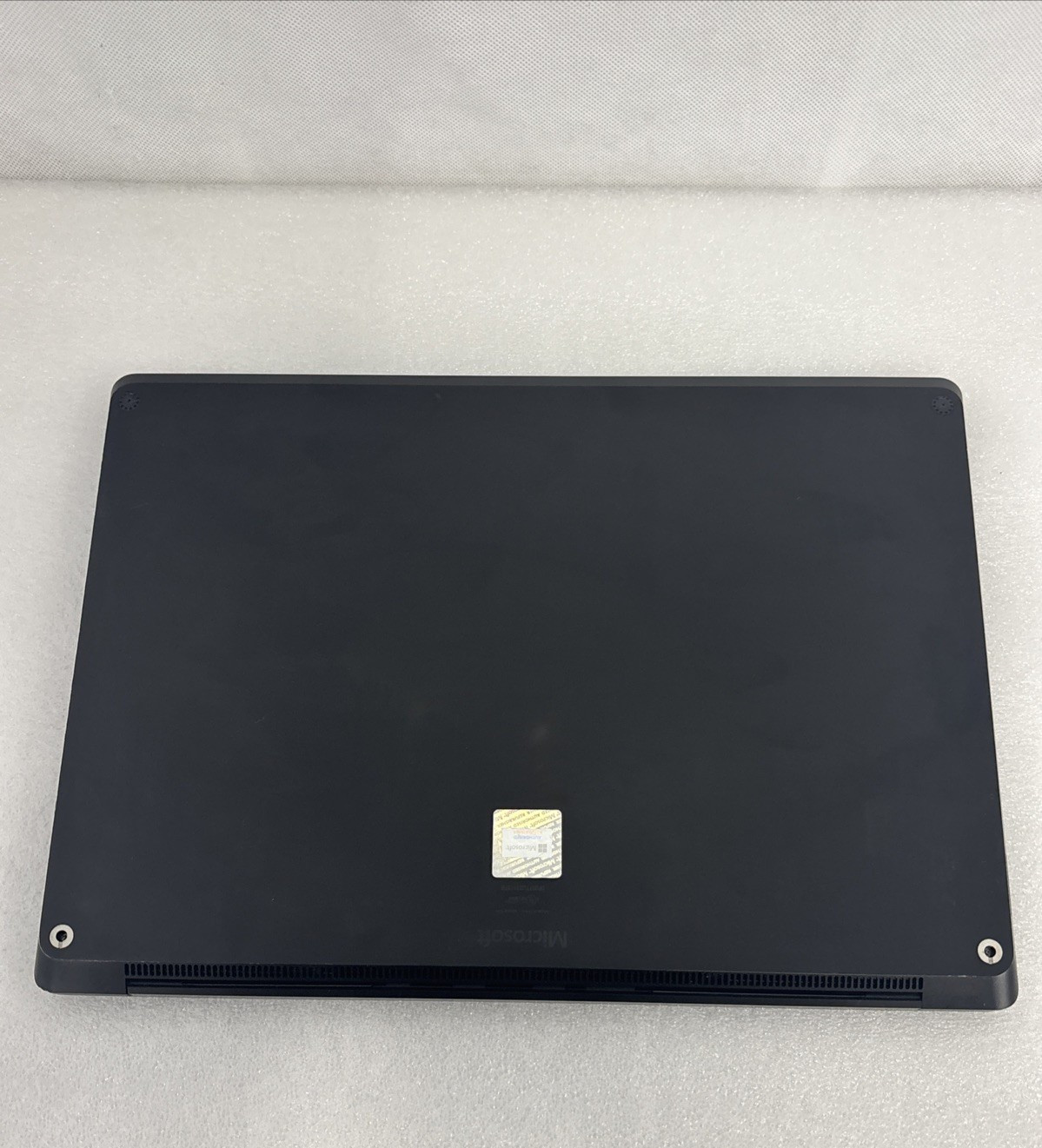 Microsoft Surface Laptop 5 13.5” (512GB, Intel Core i7-12th, 16GB) Black *Read*