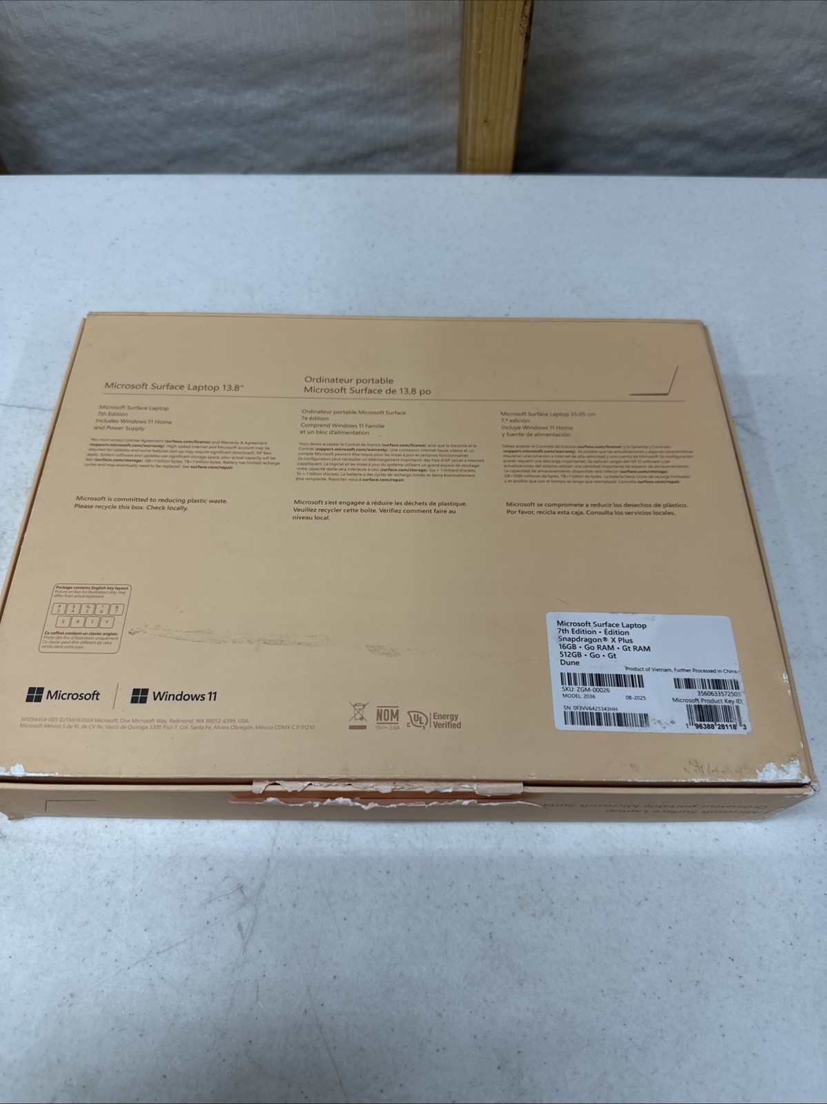 Microsoft Surface Laptop Copilot+ PC 13.8″ TouchScreen Snapdragon X Plus 7th Ed.