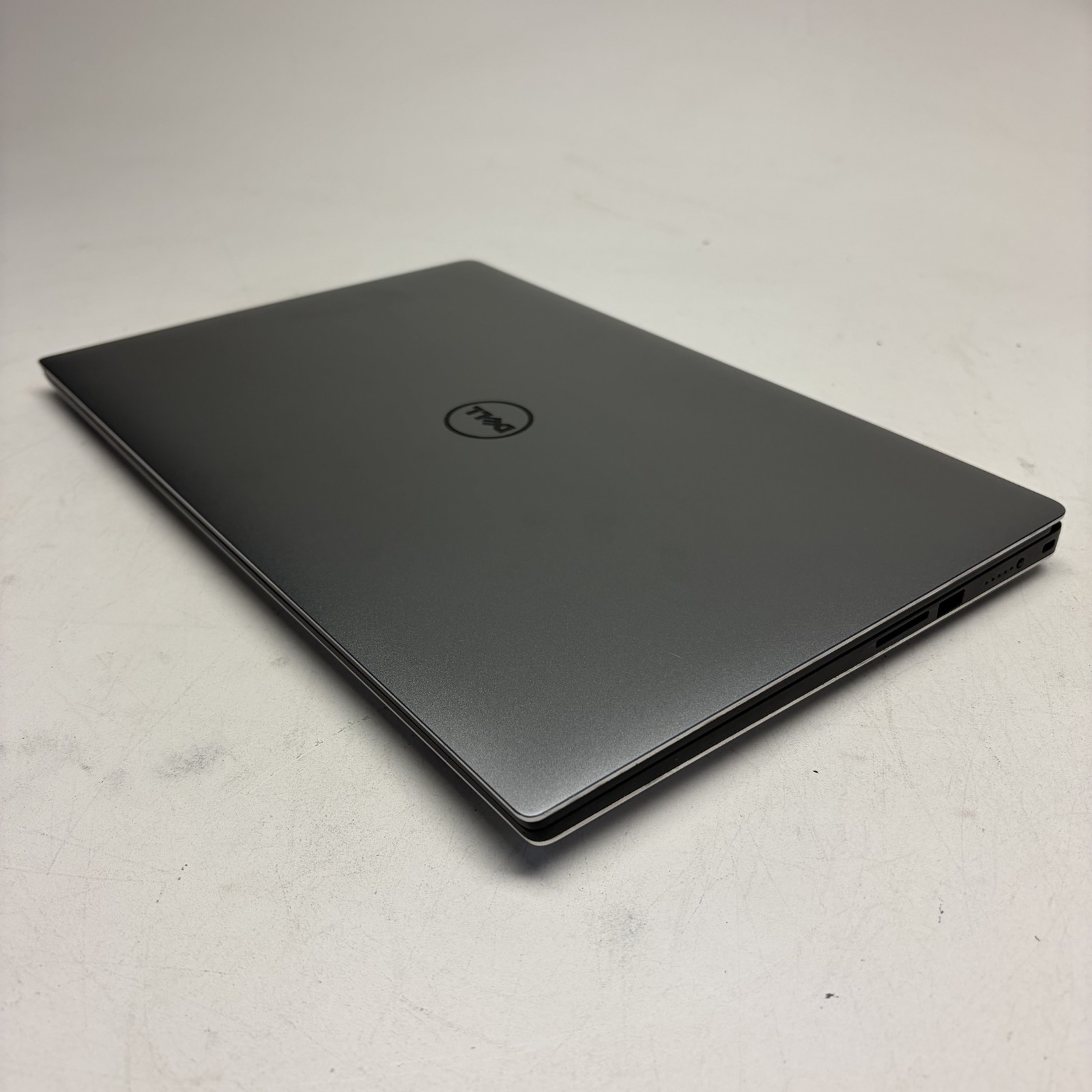 Dell Precision 5510 w/o Power Supply